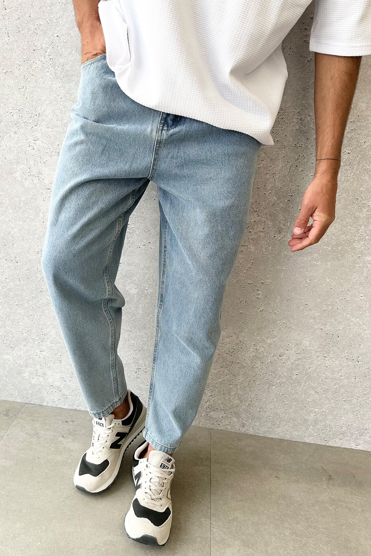 Aiden Relaxed Crop Jean Blue