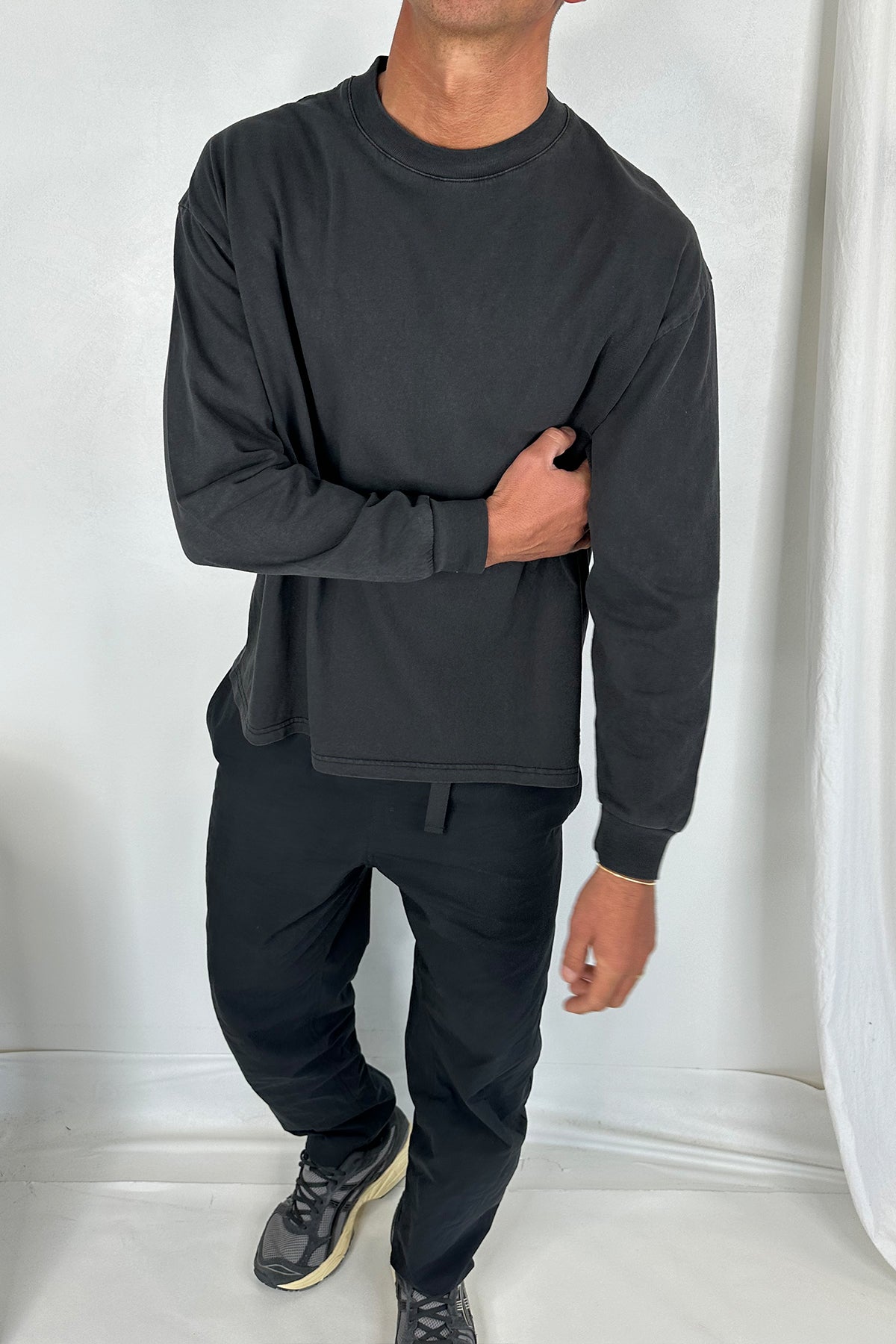 Enzyme Wash Long Sleeve Charcoal