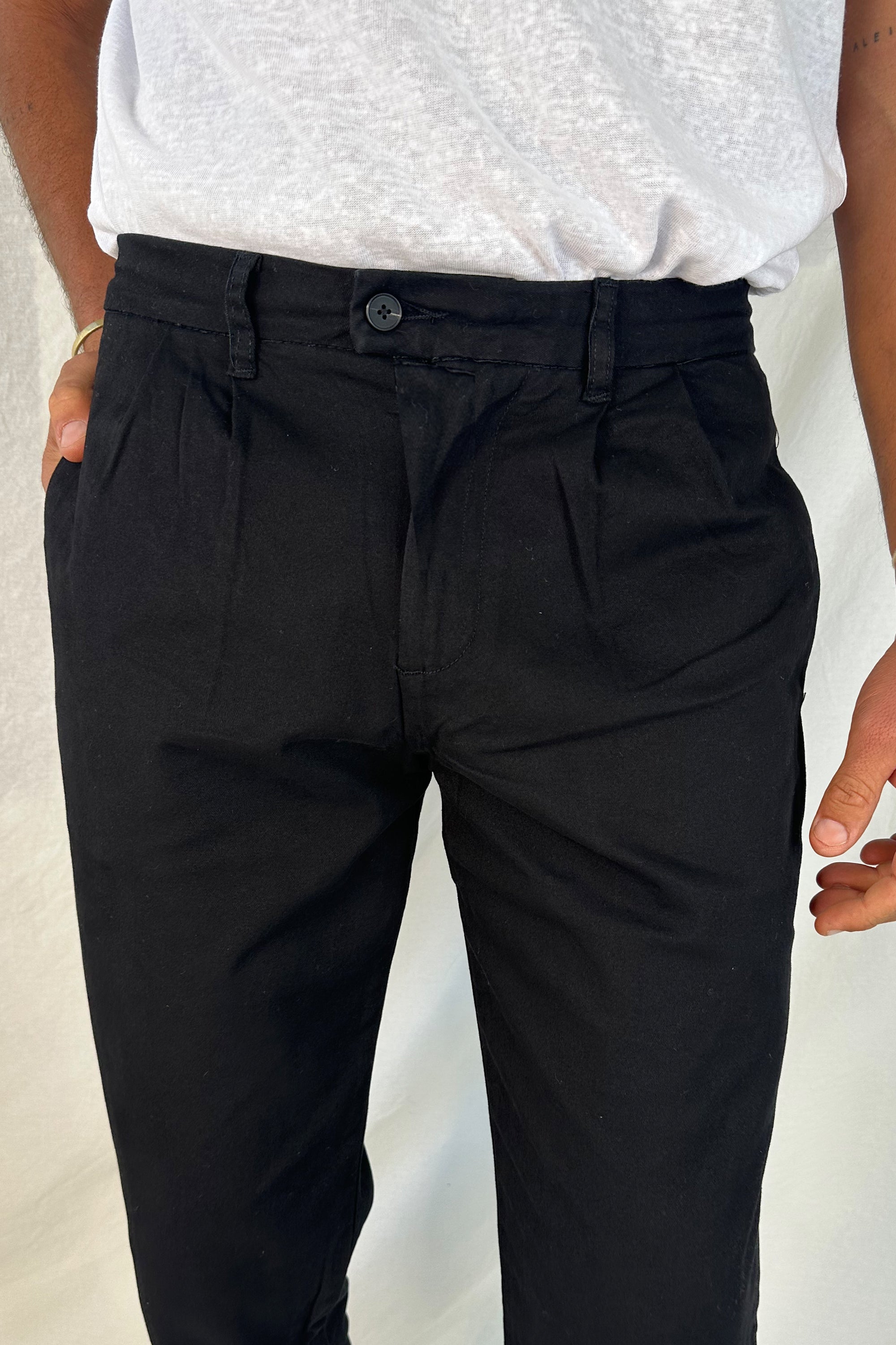 NTH Cropped Pleat Pant Black