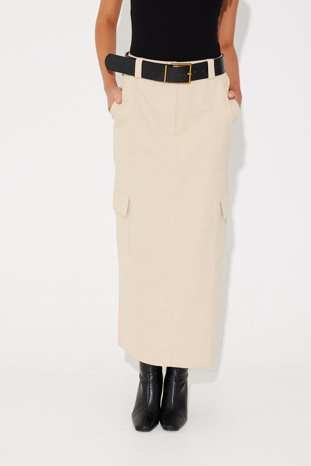 Skirts Online | Effortless and Chic Clothing | Crescent