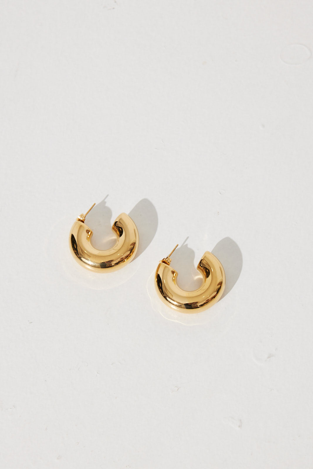 Bold Macaroni Loop Gold Plated Earrings