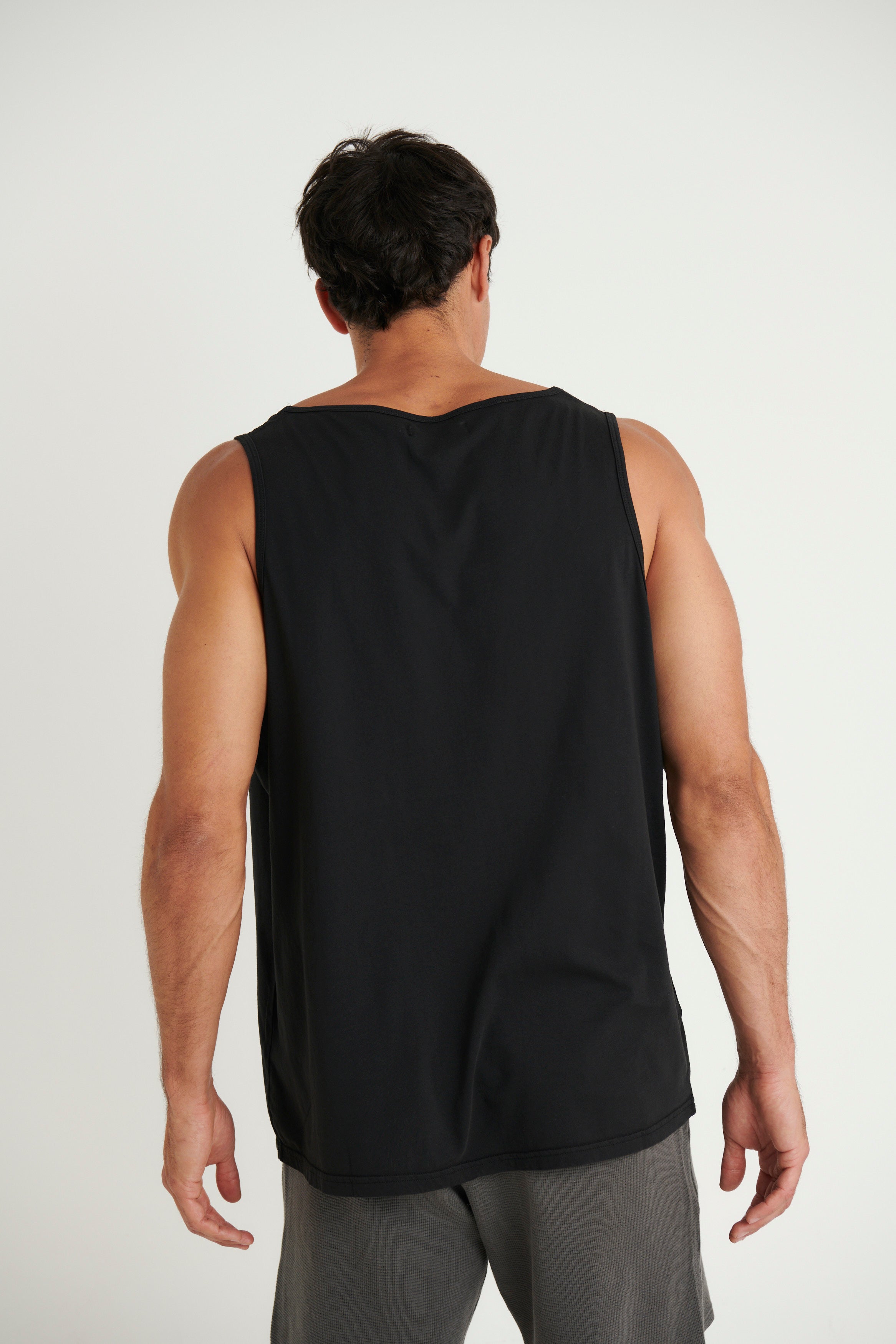 Julius Lightweight Tank Black