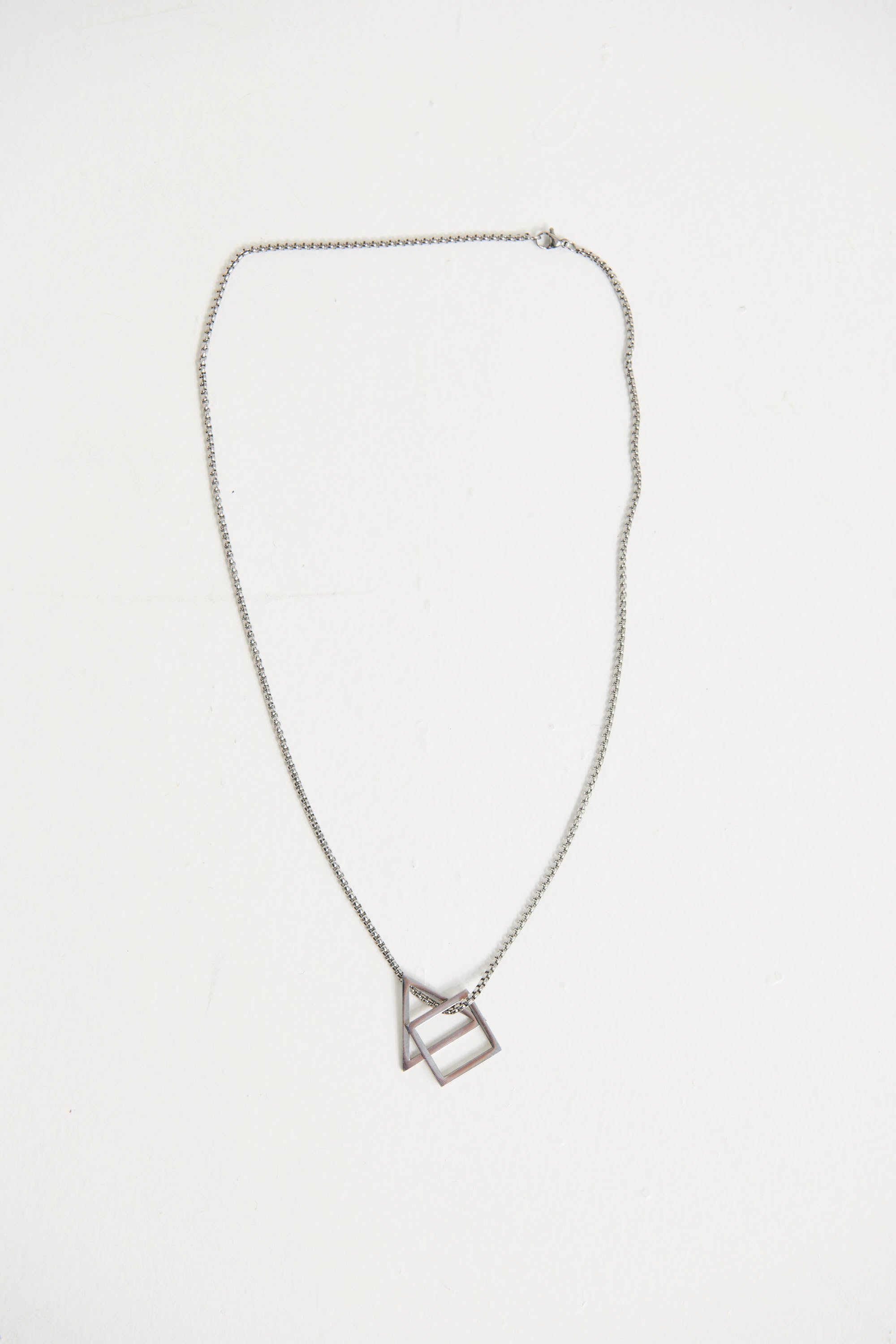 NTH Shape Necklace Silver