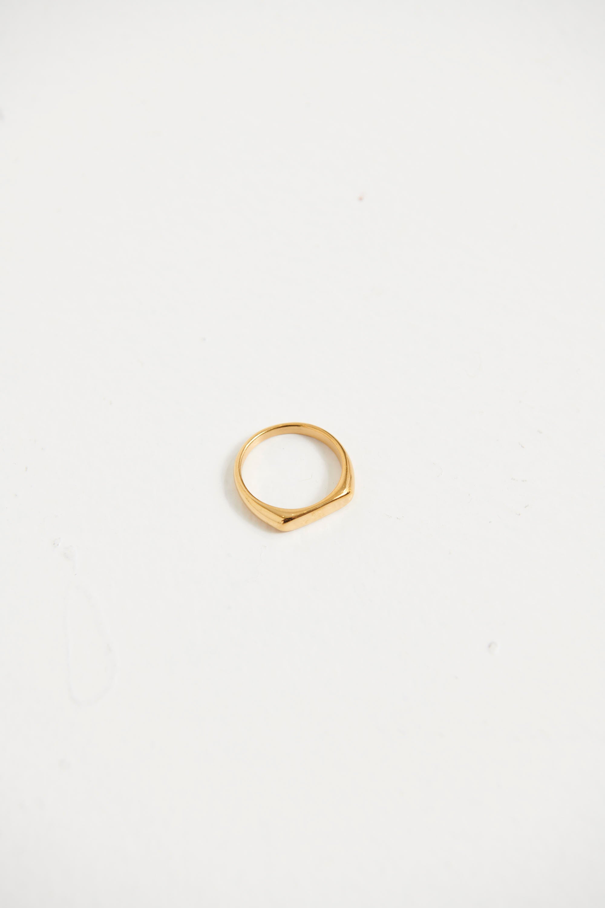 NTH Slim Signet Ring Gold