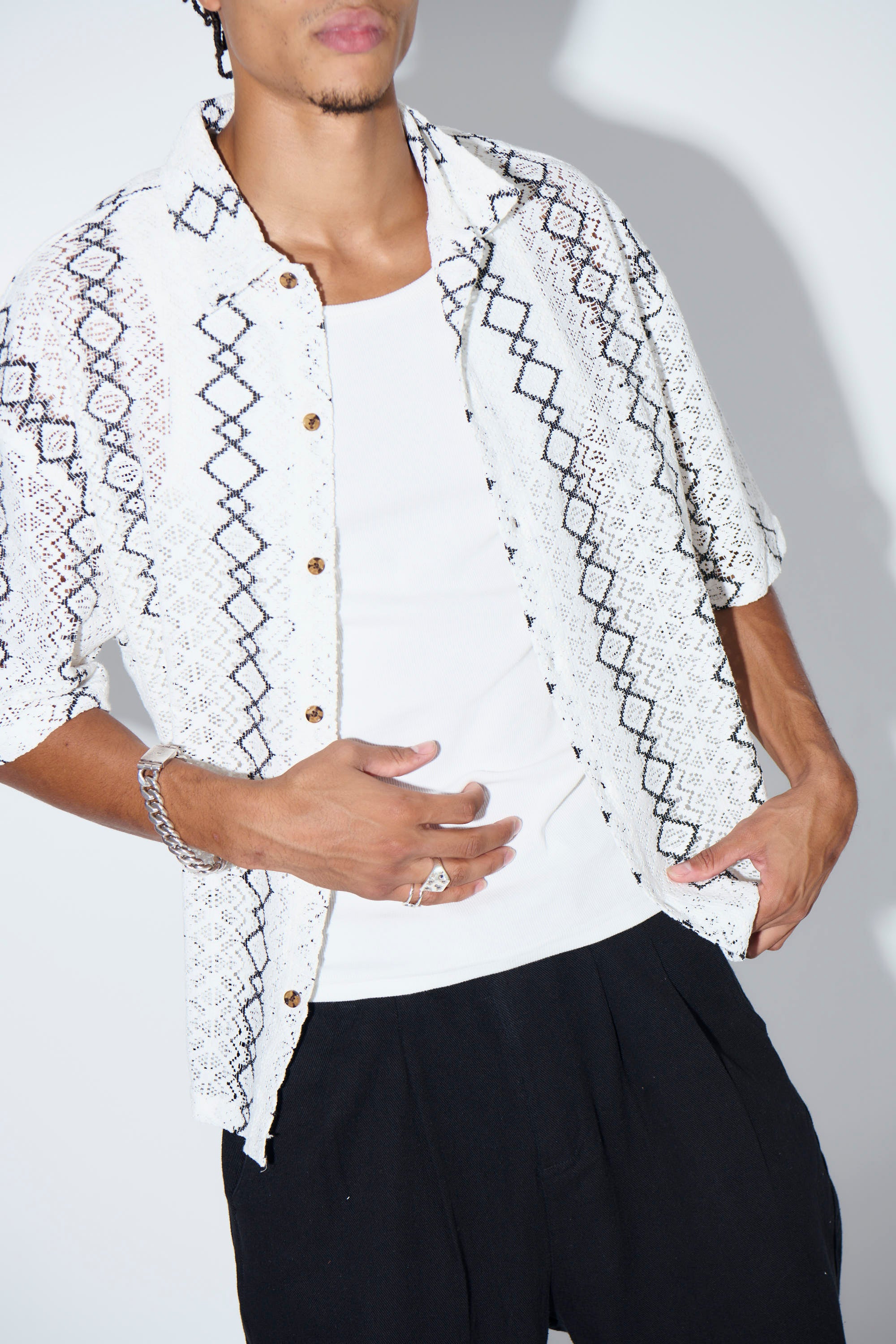Lucas Drop Shirt Geo White