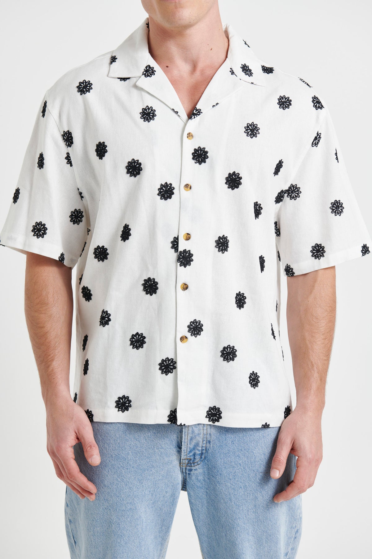Raf Cropped Shirt Floral Embroidery White