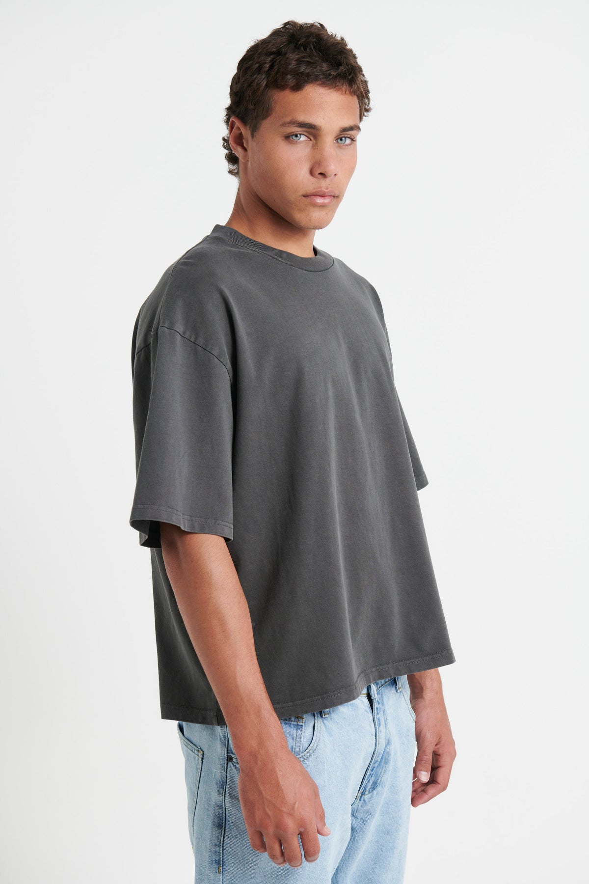 Emmett Box Tee Charcoal