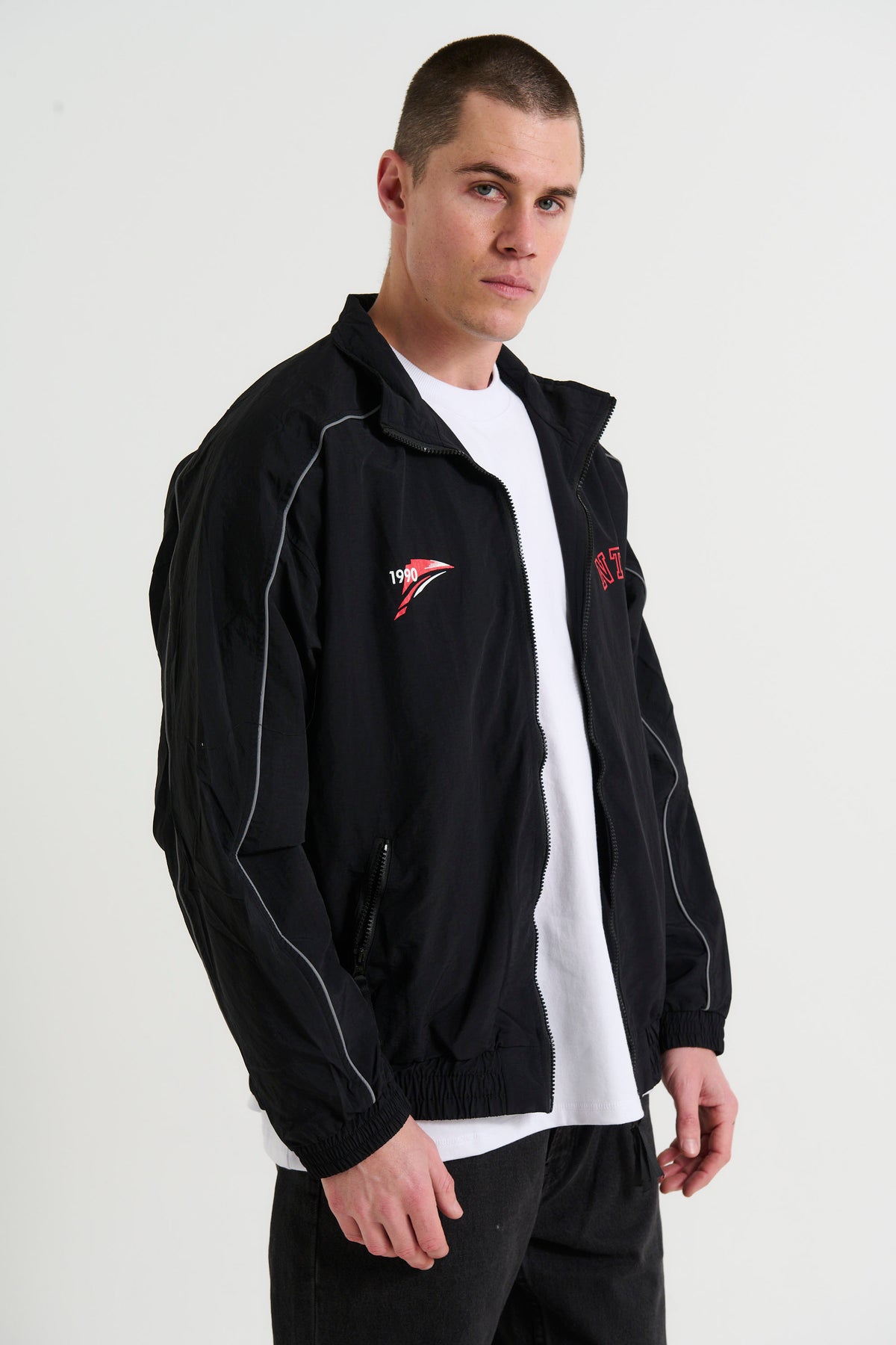 NTH Windbreaker Black