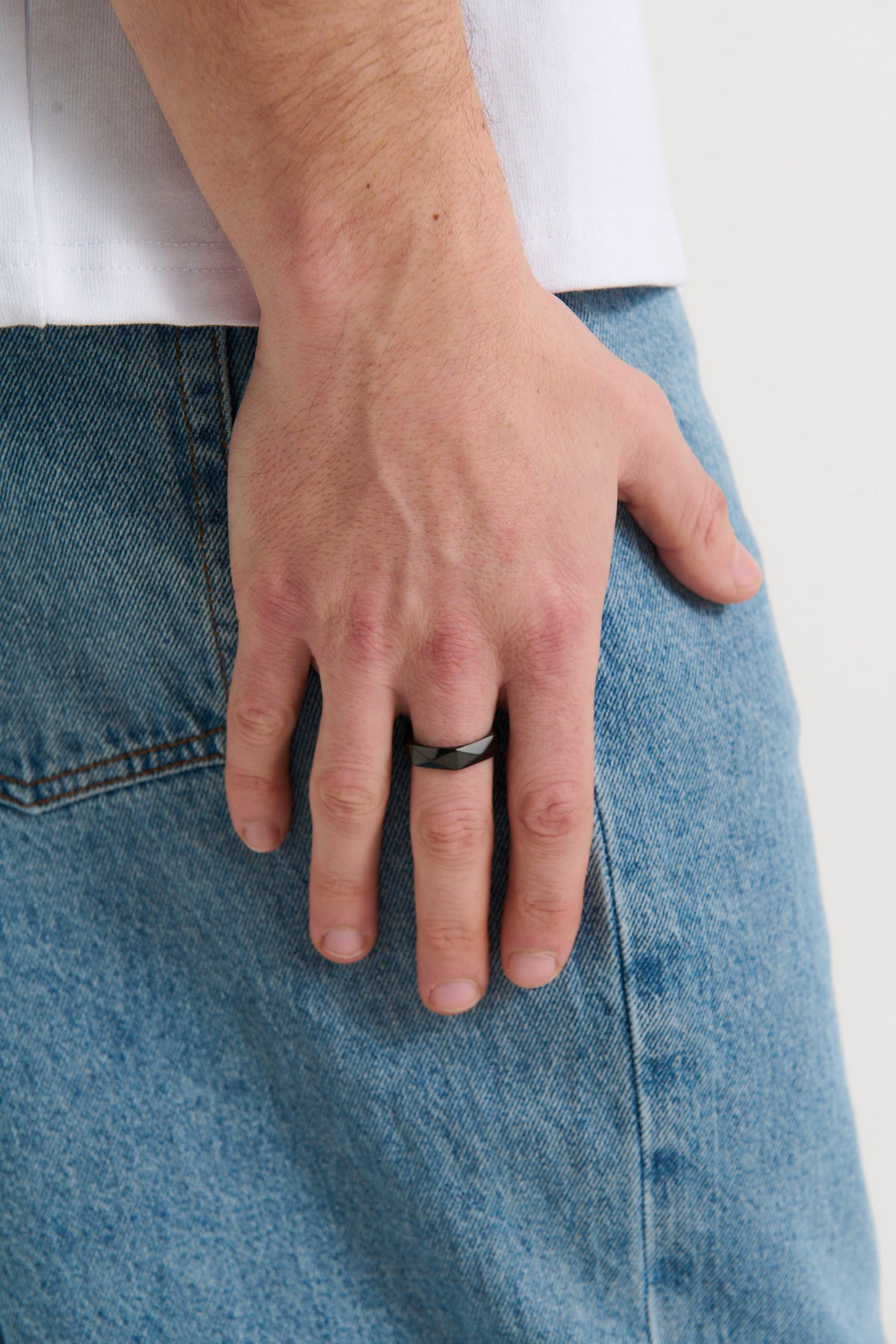 NTH Faceted Ring Black