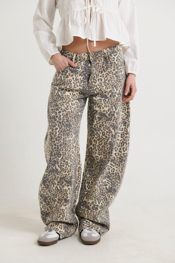 Horseshoe Jean Leopard Fade