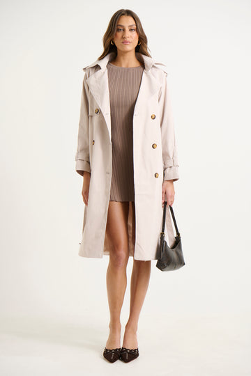 Lia Trench Bone