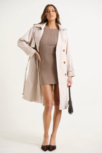 Lia Trench Bone