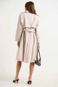 Lia Trench Bone