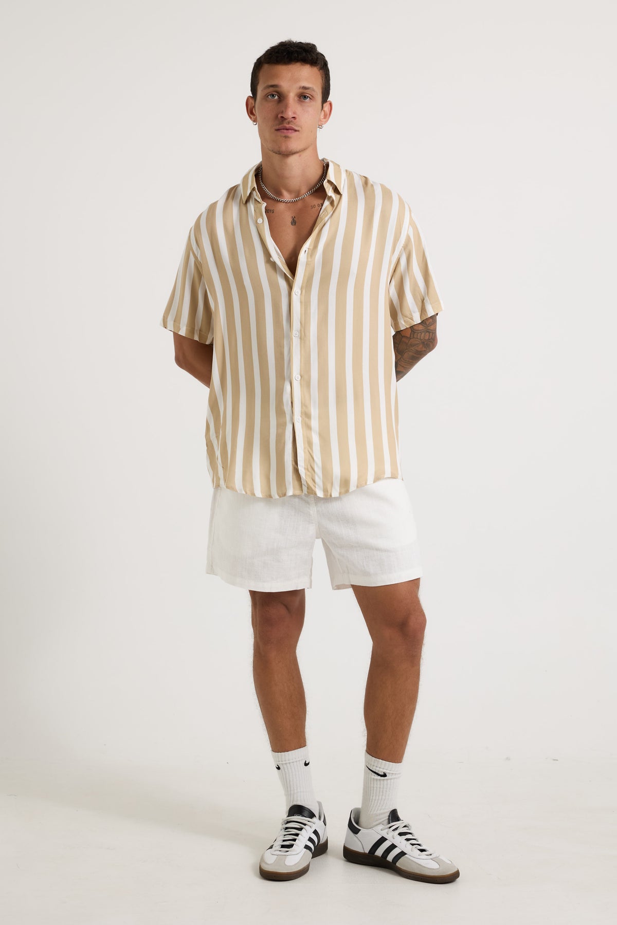 Nick Shirt Sand/White