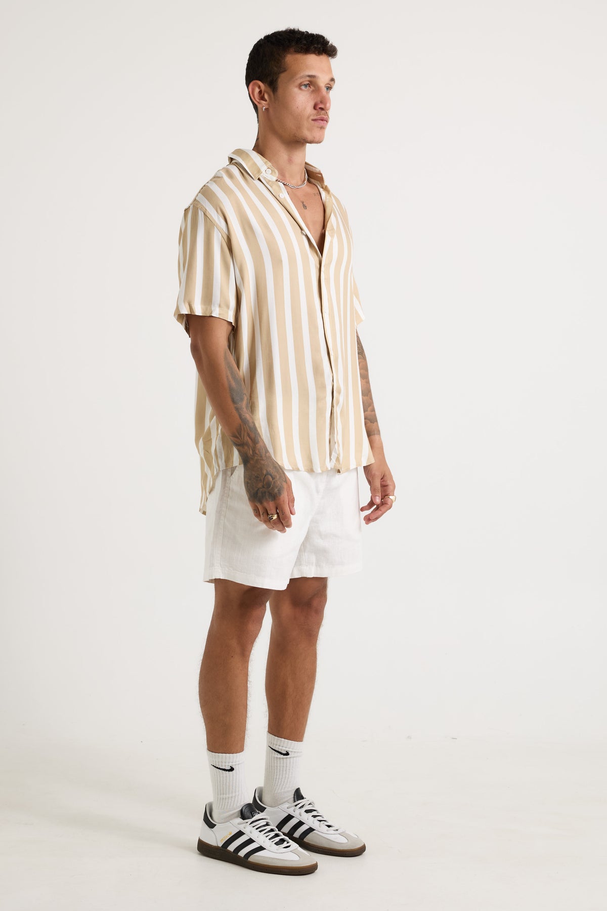 Nick Shirt Sand/White