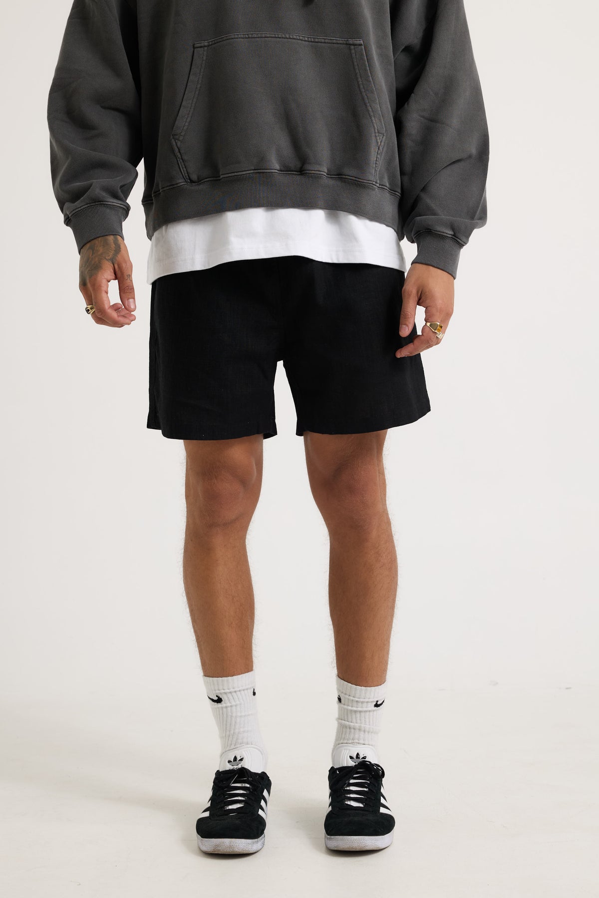 NTH Felix Linen Short Black