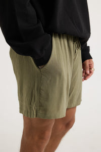 Alaric Short Khaki