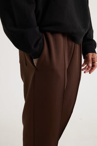 Pleat Track Pant Choc