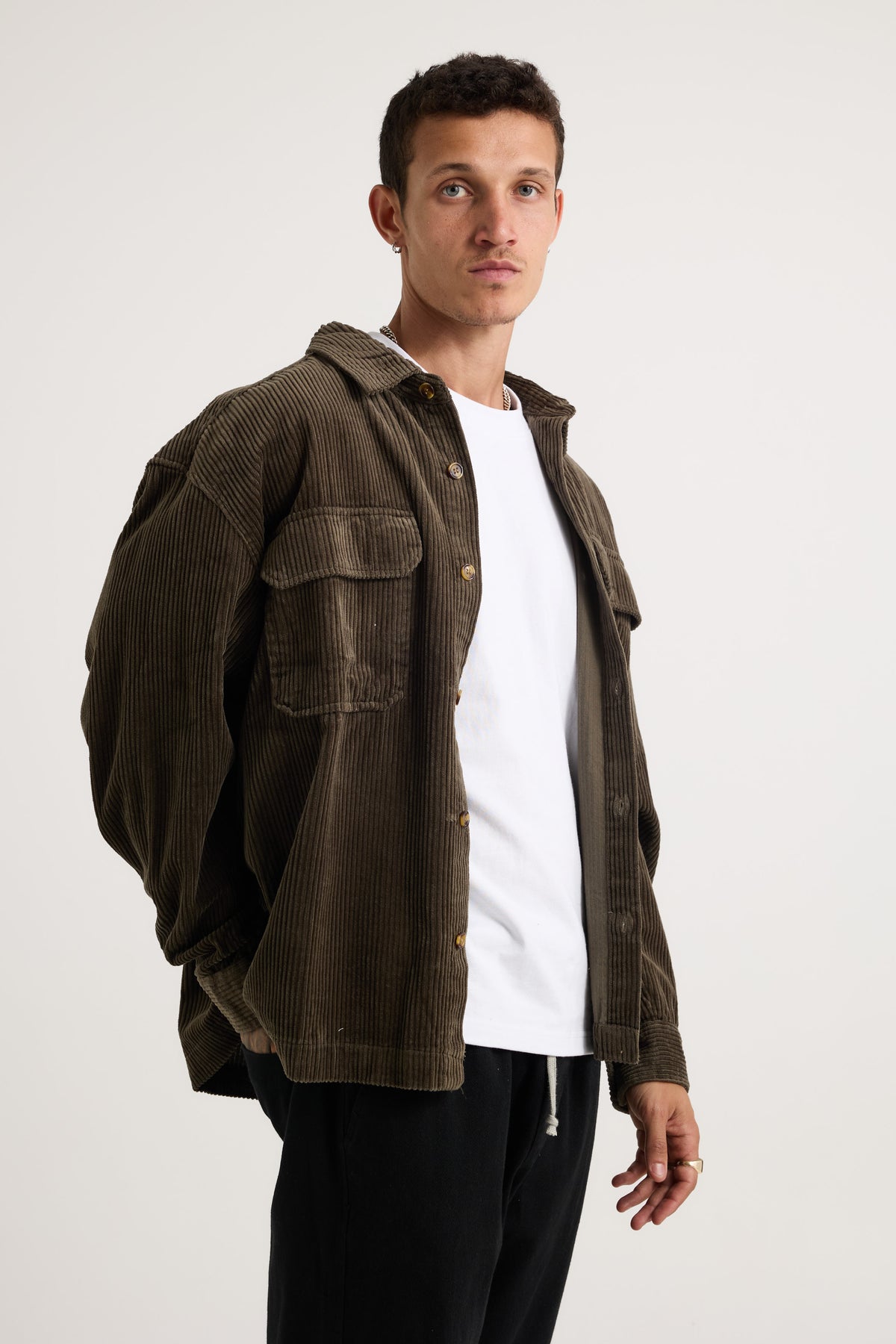 Dion Cord Overshirt Army