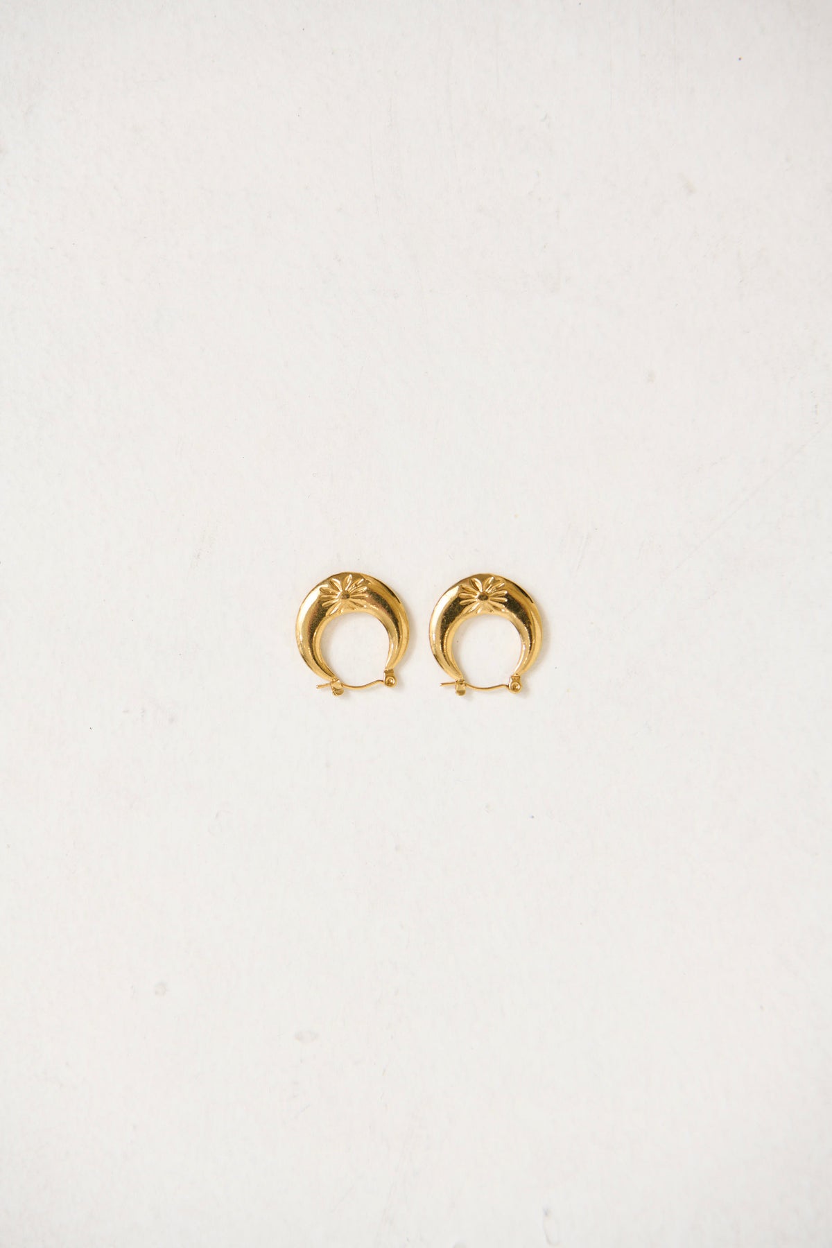 Heidi Hoop Earring Gold