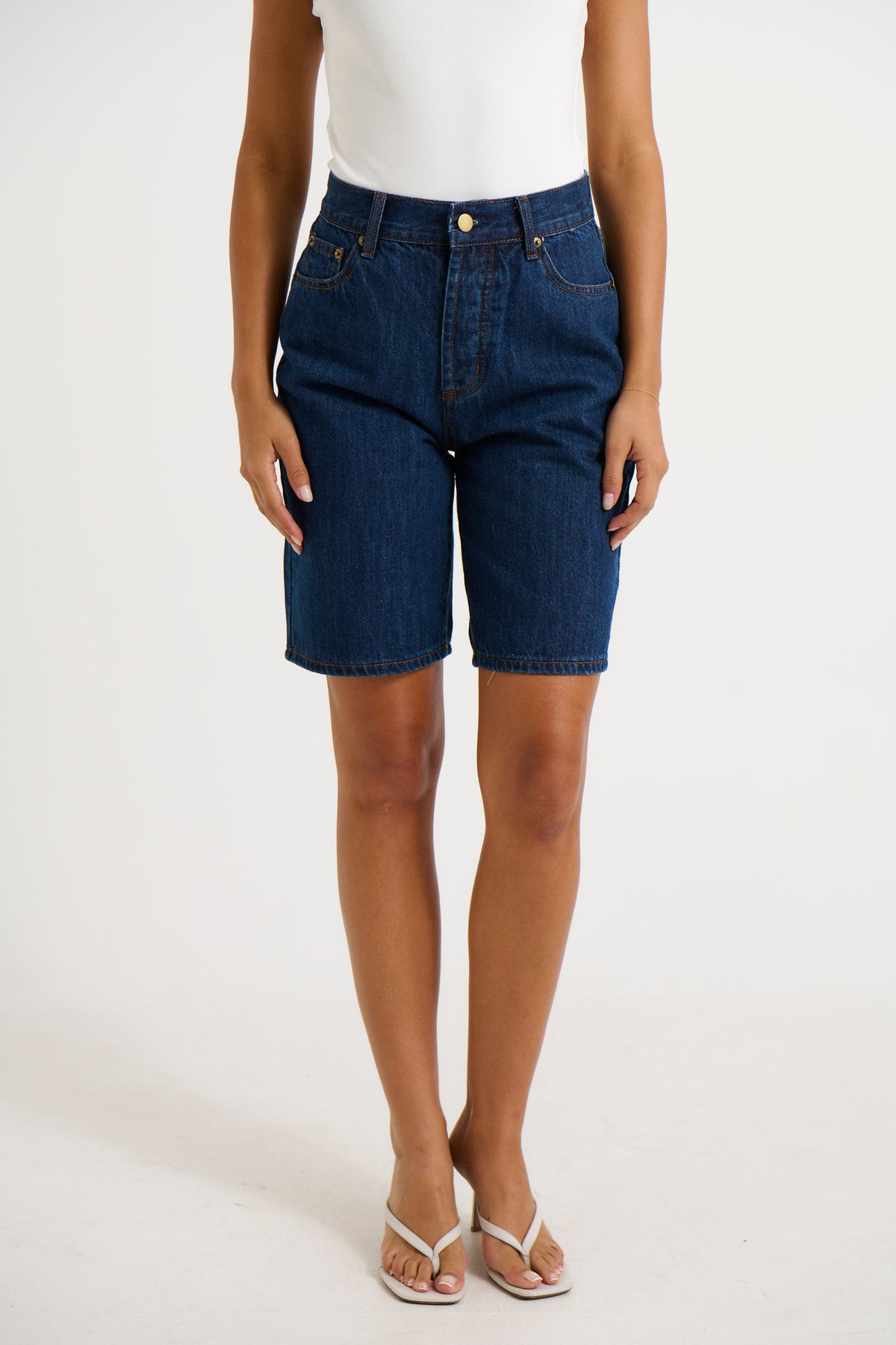 Rhianna Short Mid Wash Blue