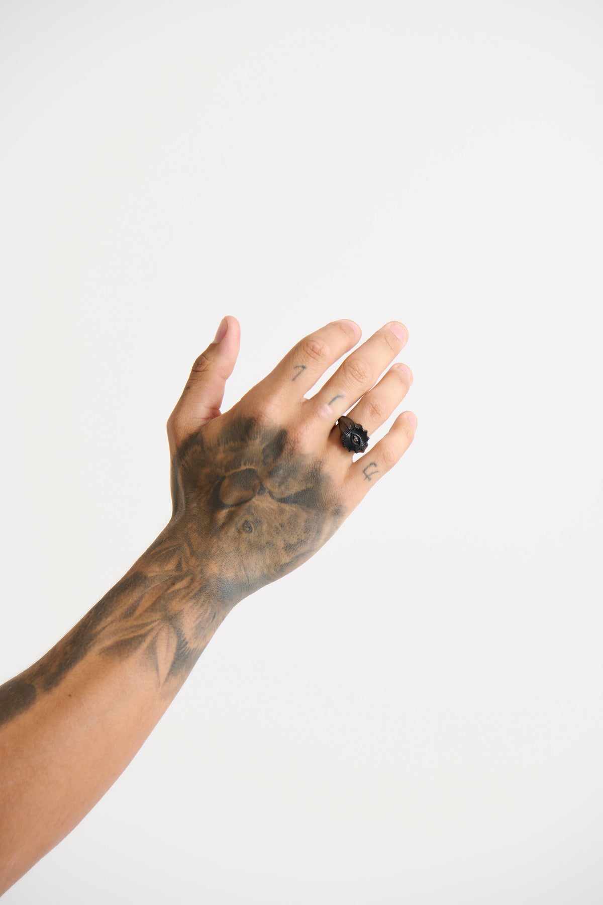 NTH Eye Signet Ring Black