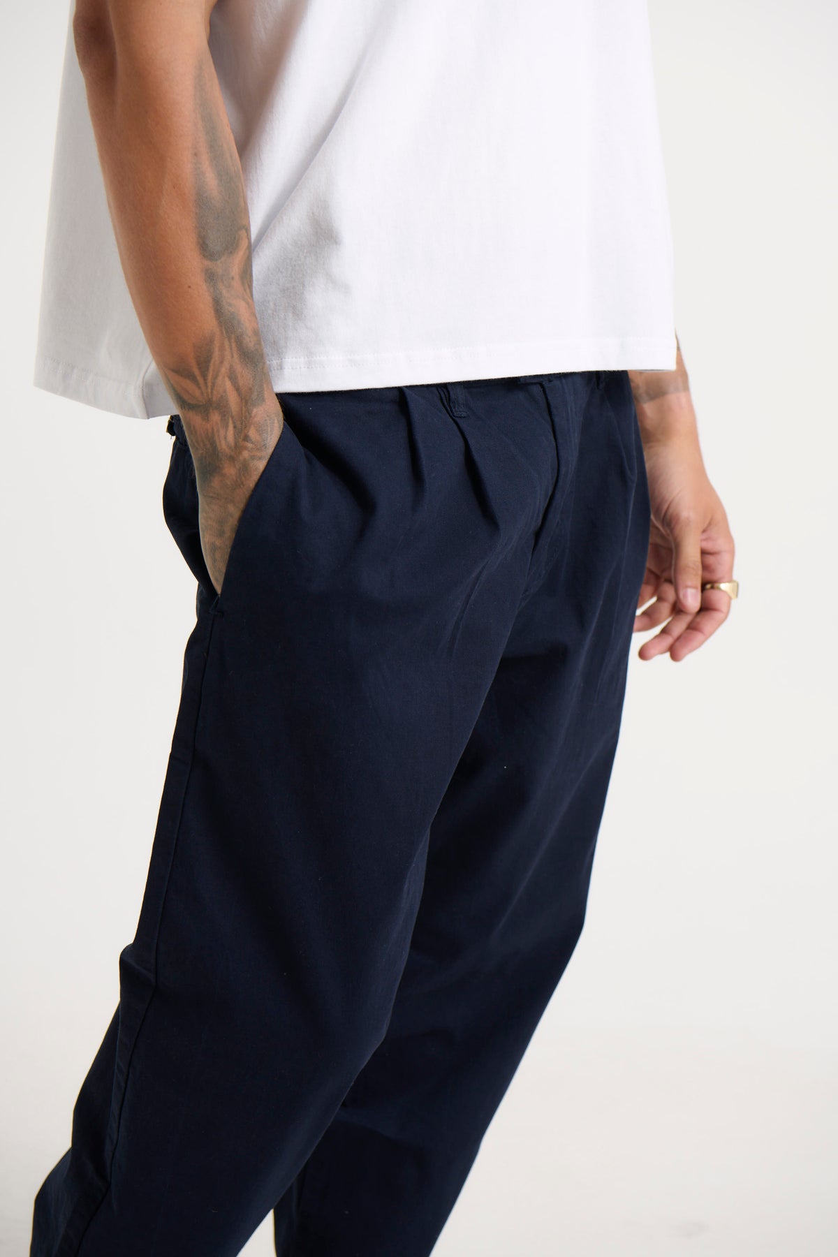 NTH Cropped Pleat Pant Navy