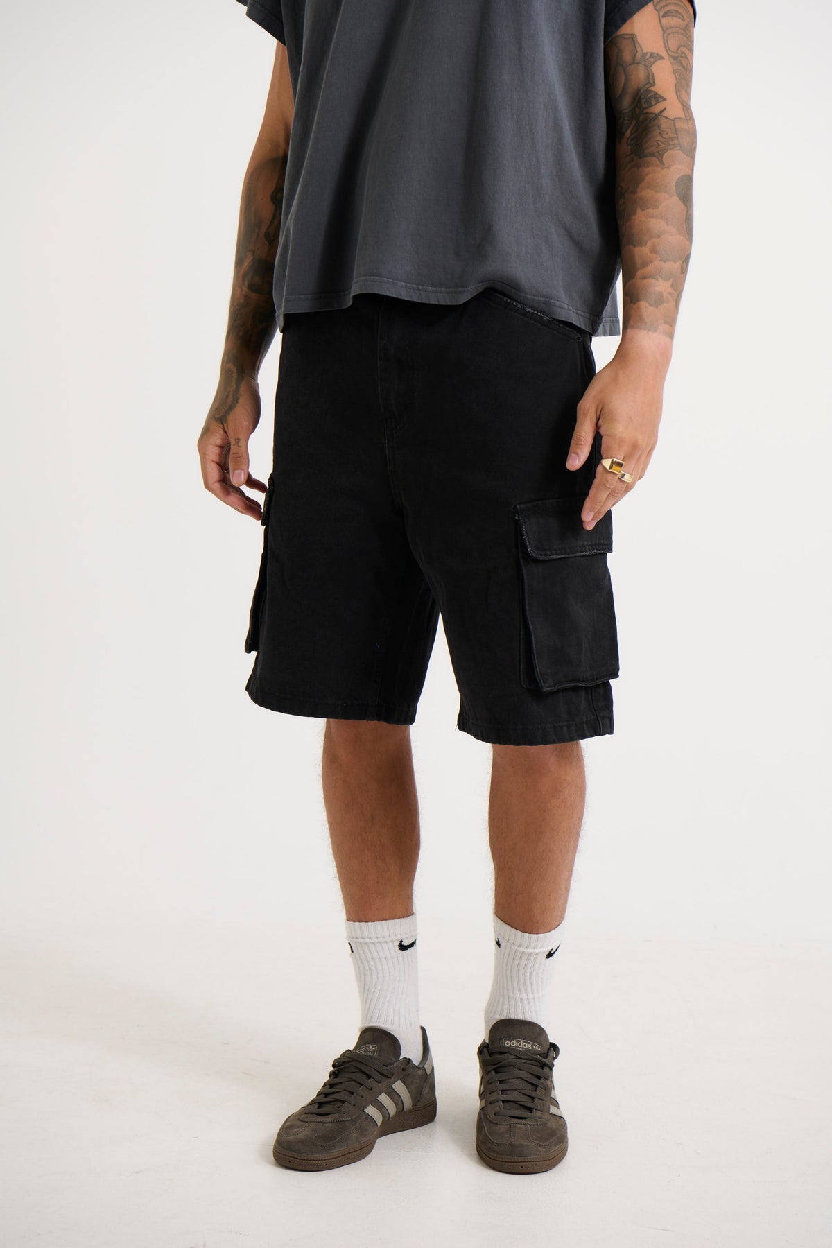 Neil Cargo Denim Short Black