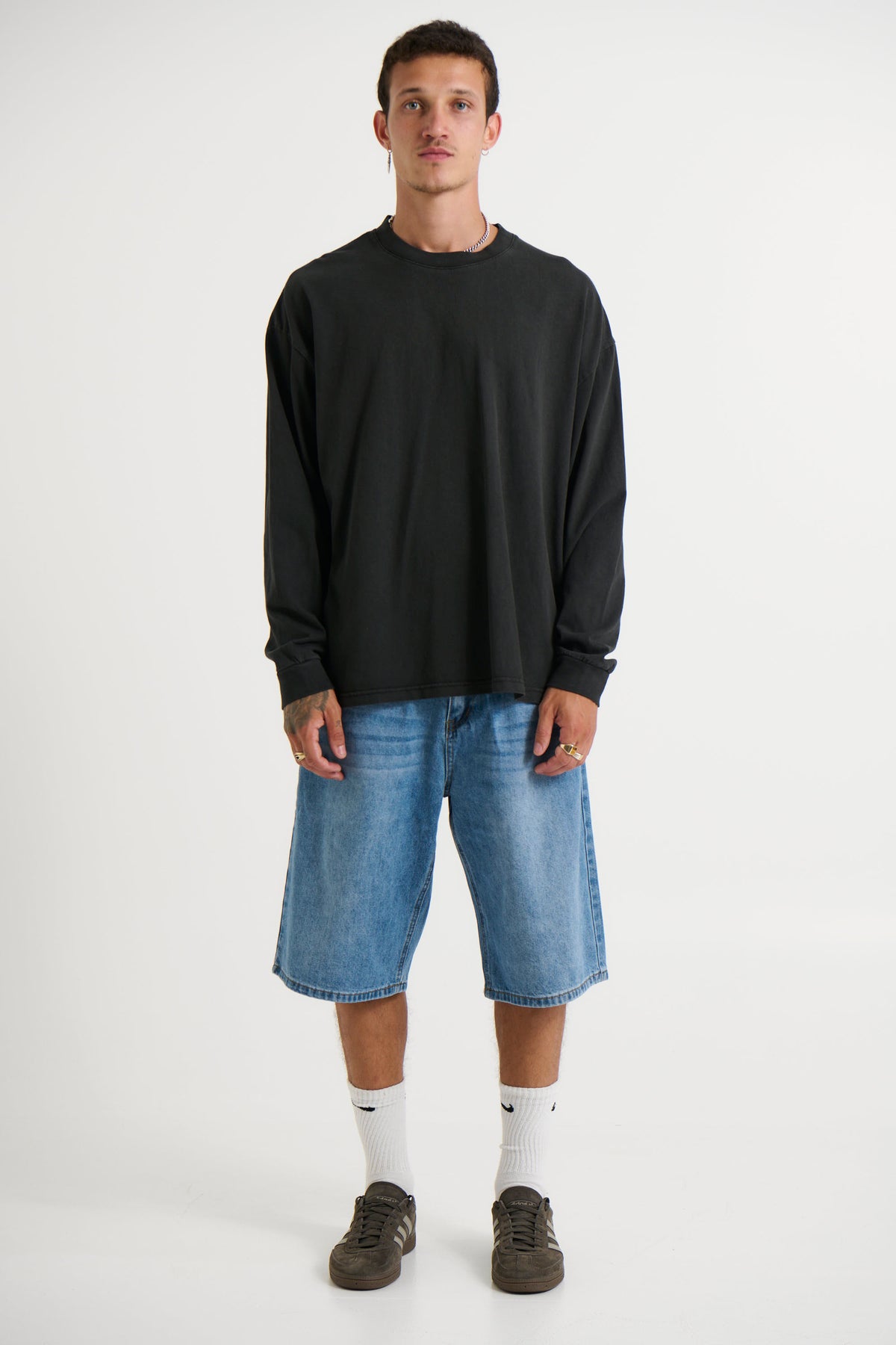 Enzyme Wash Long Sleeve Charcoal