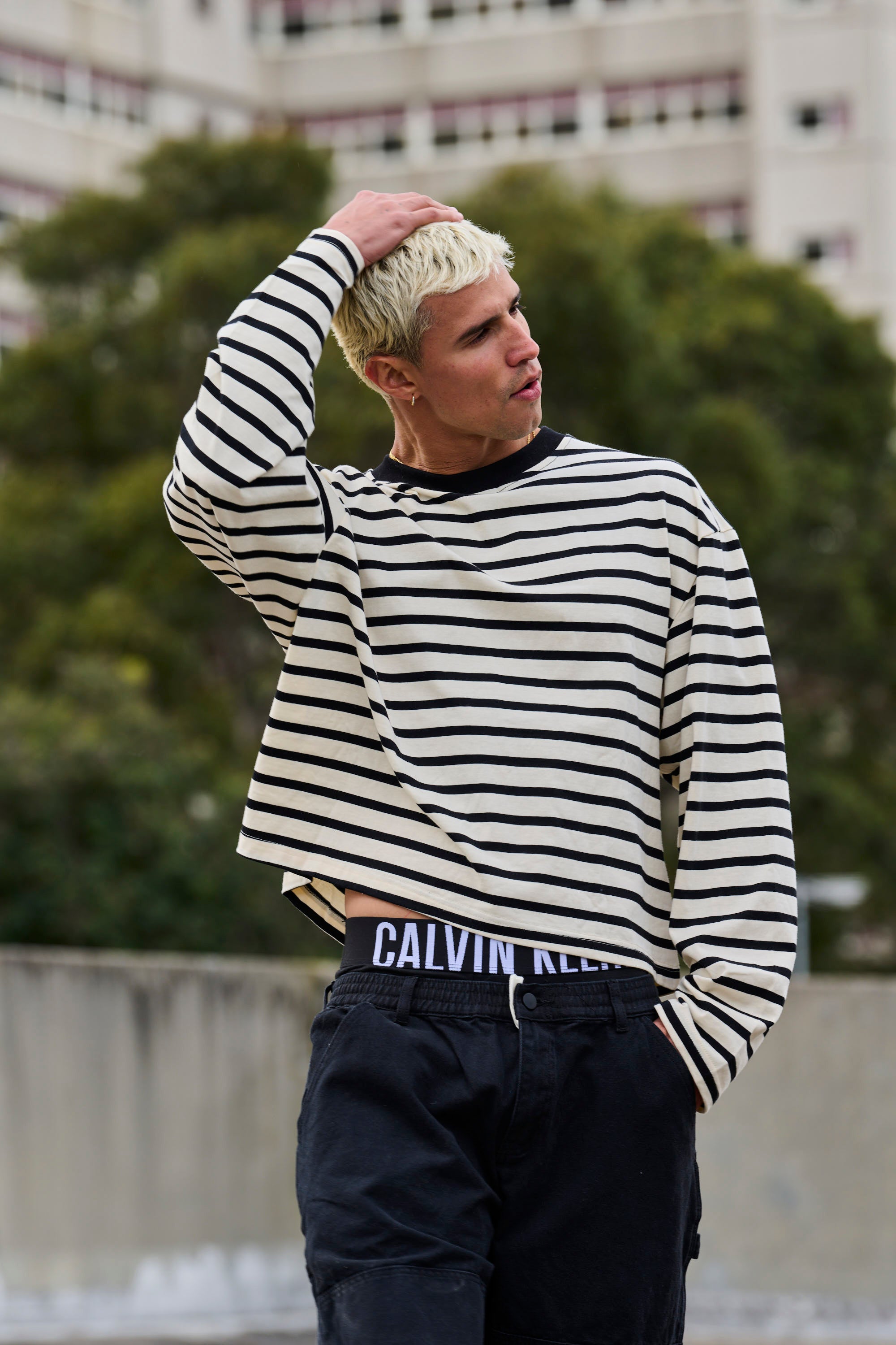 Cropped Long Sleeve Black Stripe