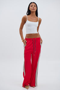 Leesa Pant Red