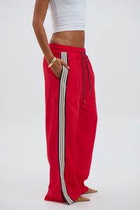 Leesa Pant Red