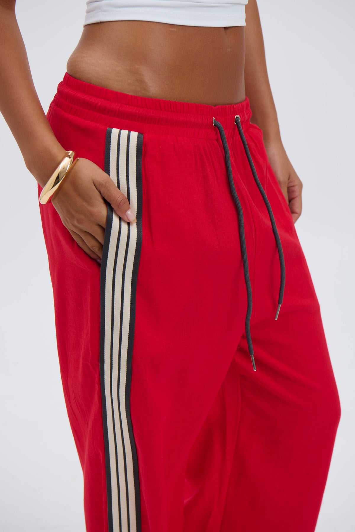 Leesa Pant Red