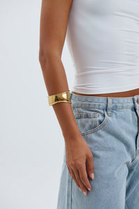 Metal Cuff Bangle Gold