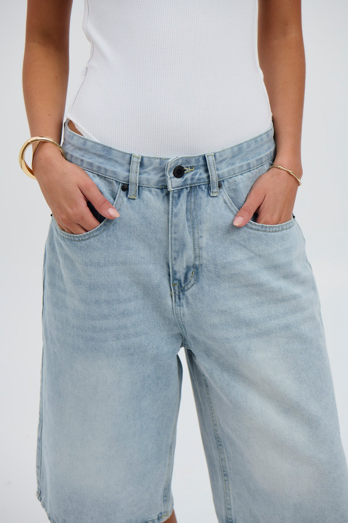 Unisex Flint Baggy Denim Jort Light