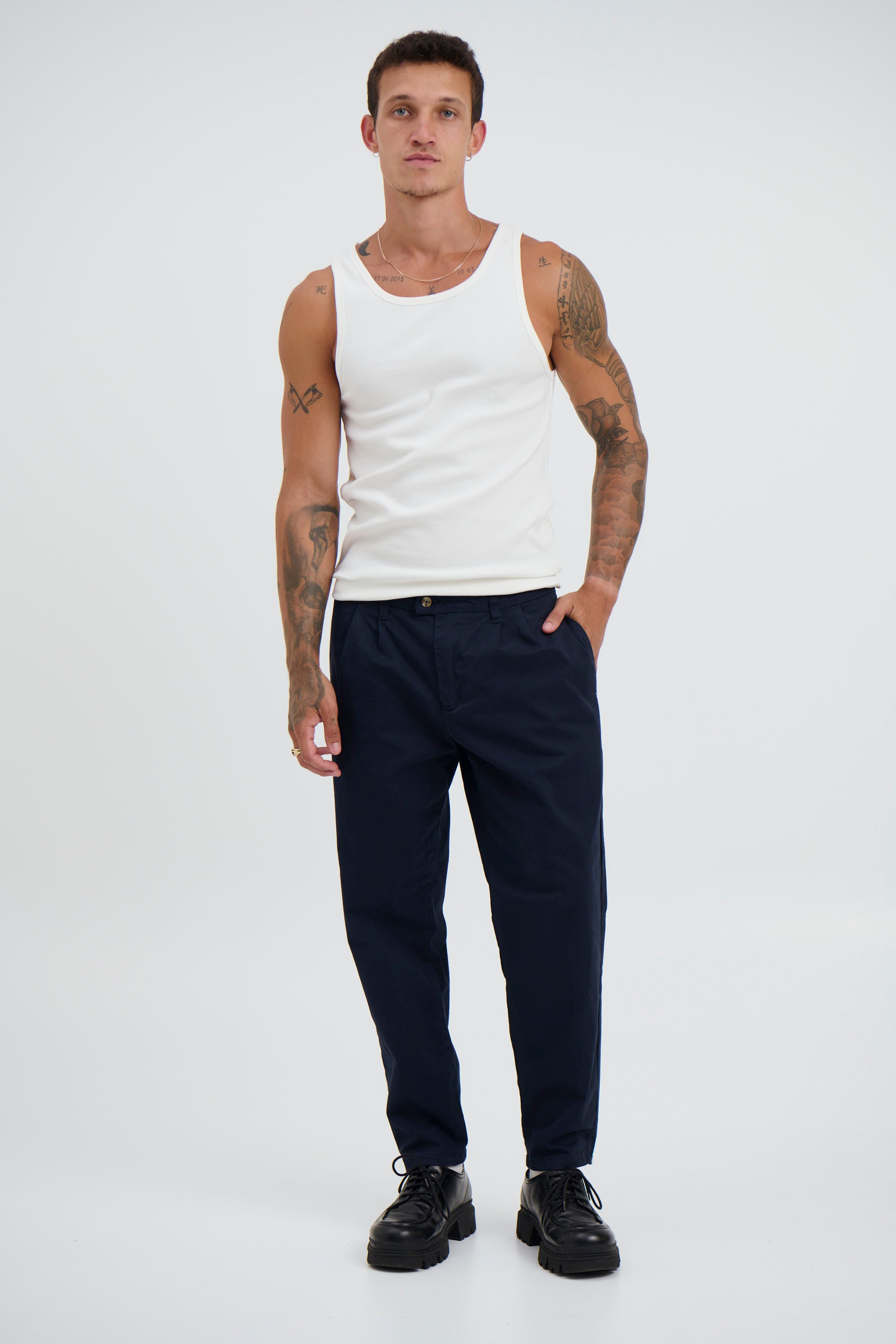 NTH Cropped Pleat Pant Navy