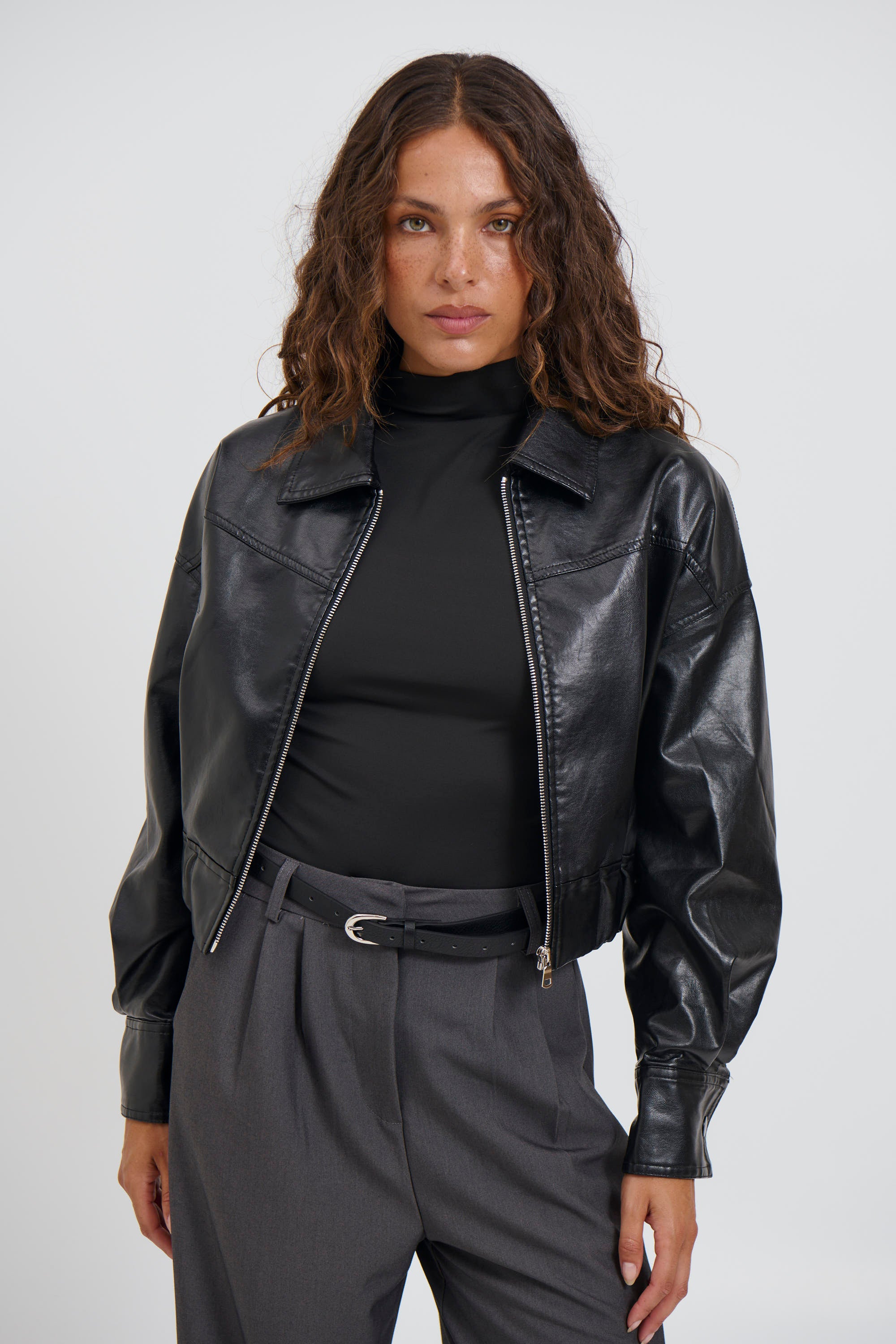 Tove Bomber Jacket Black