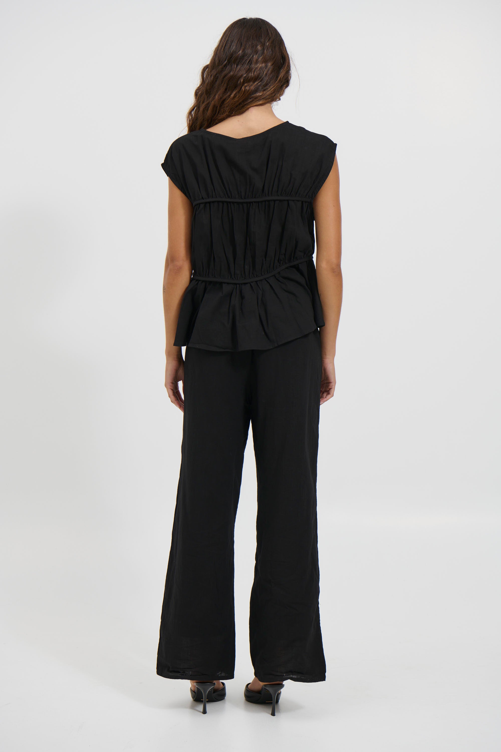 Cara Set Black