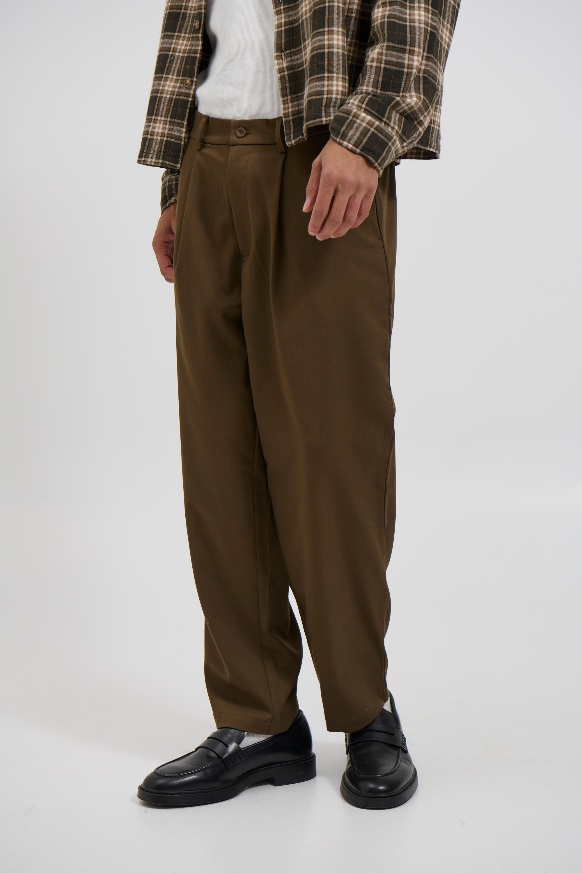 Luke Flow Pant Choc
