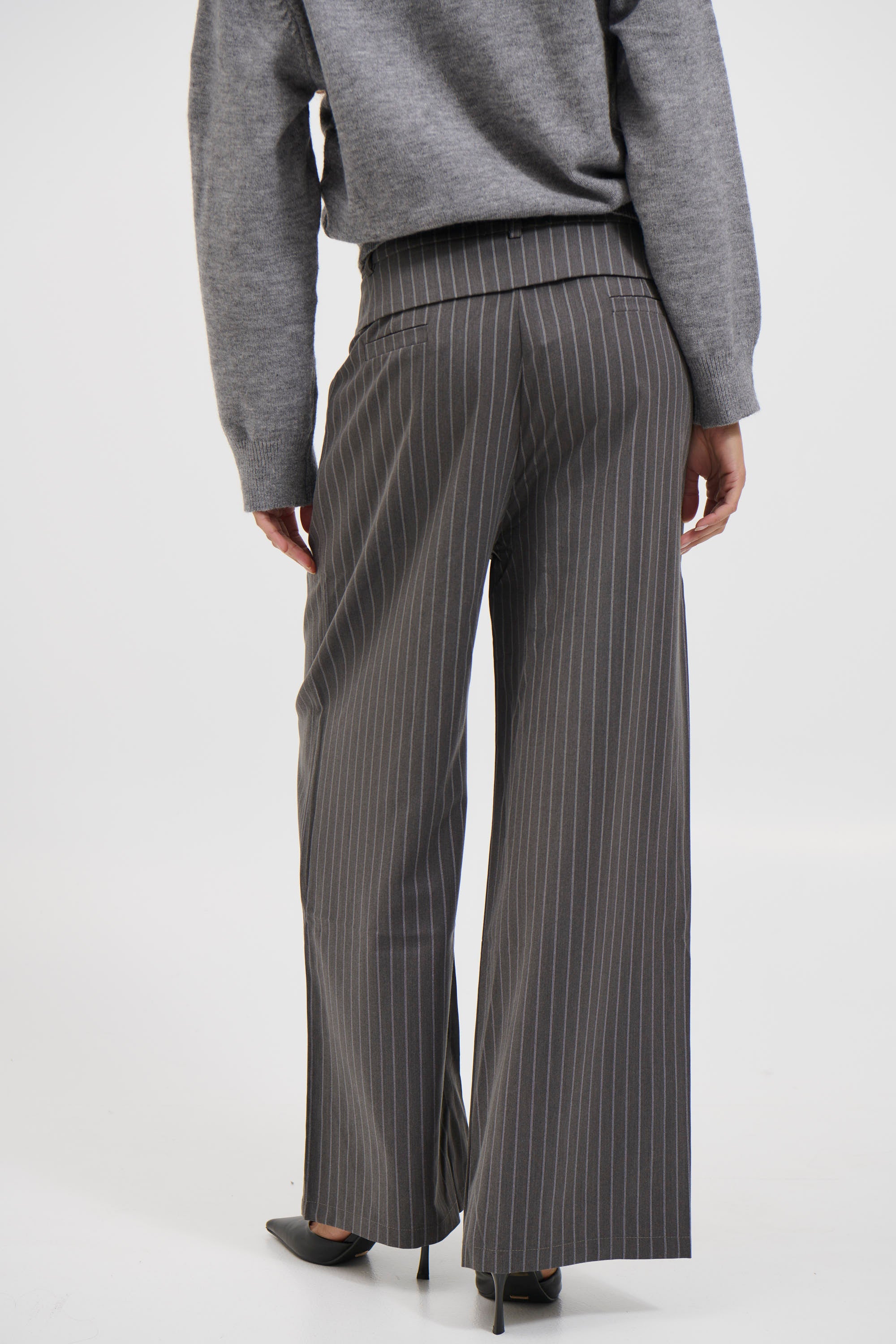 Kiara Pinstripe Pant Grey
