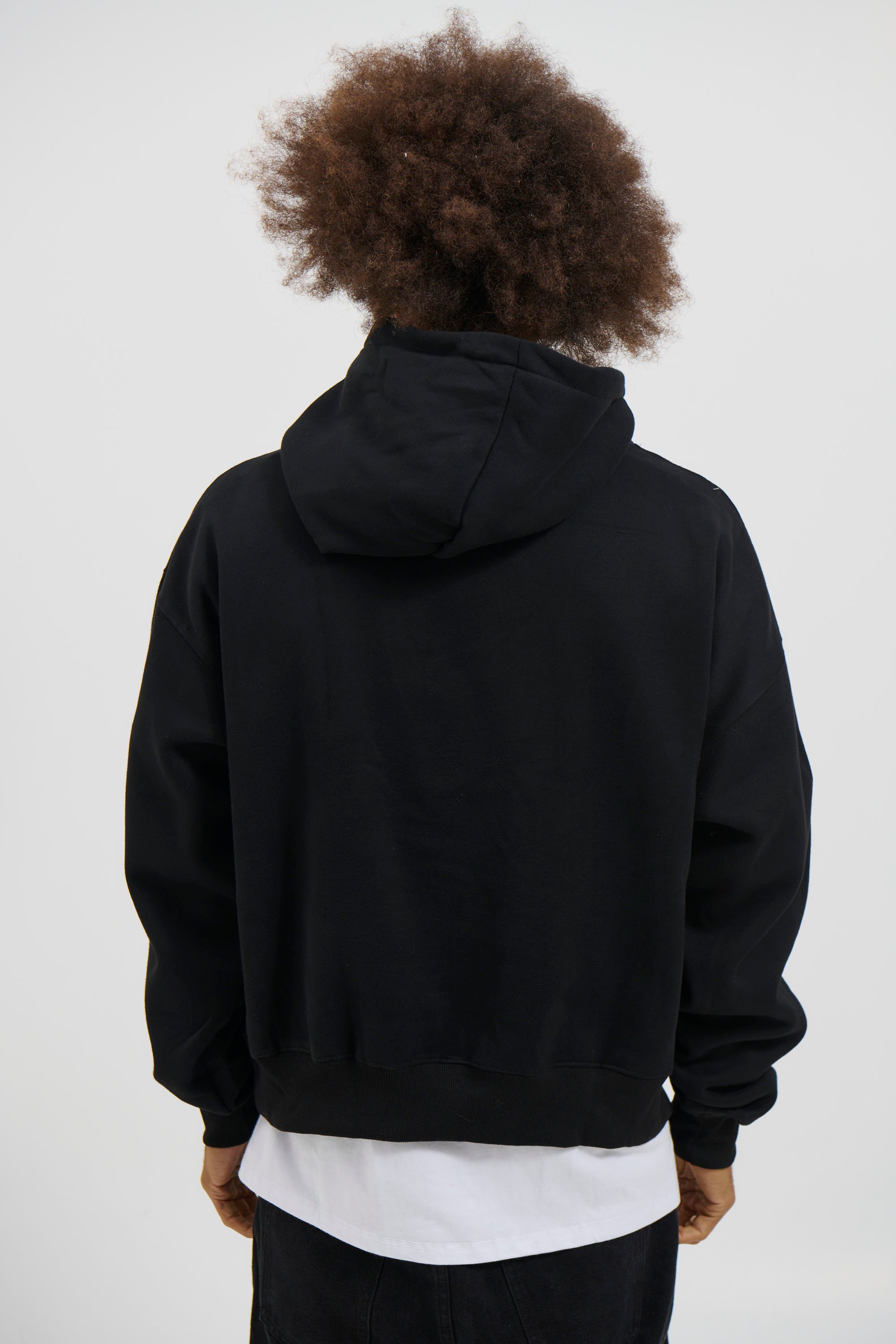 Roman Cropped Drop Hoodie Black