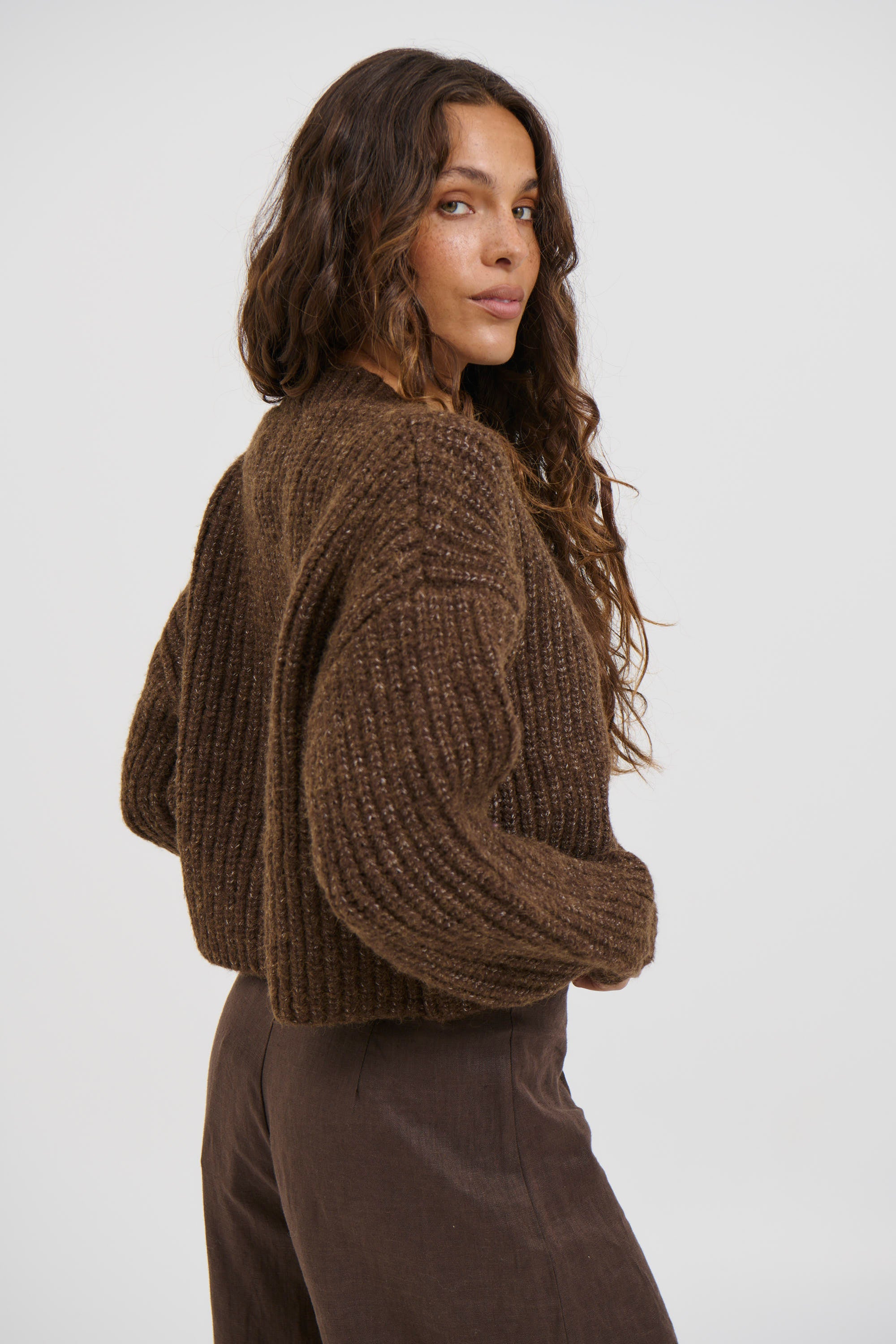 Valley Cardigan Chocolate