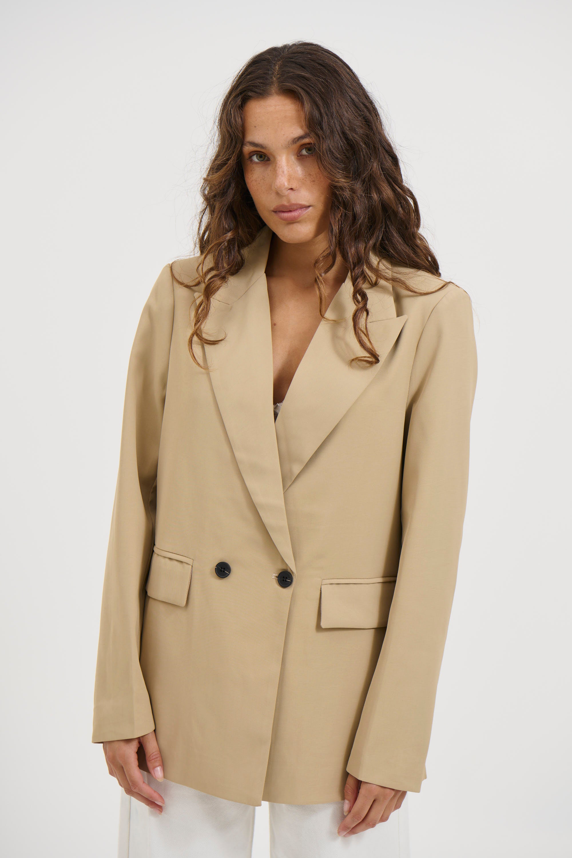 Jaxon Blazer Sand