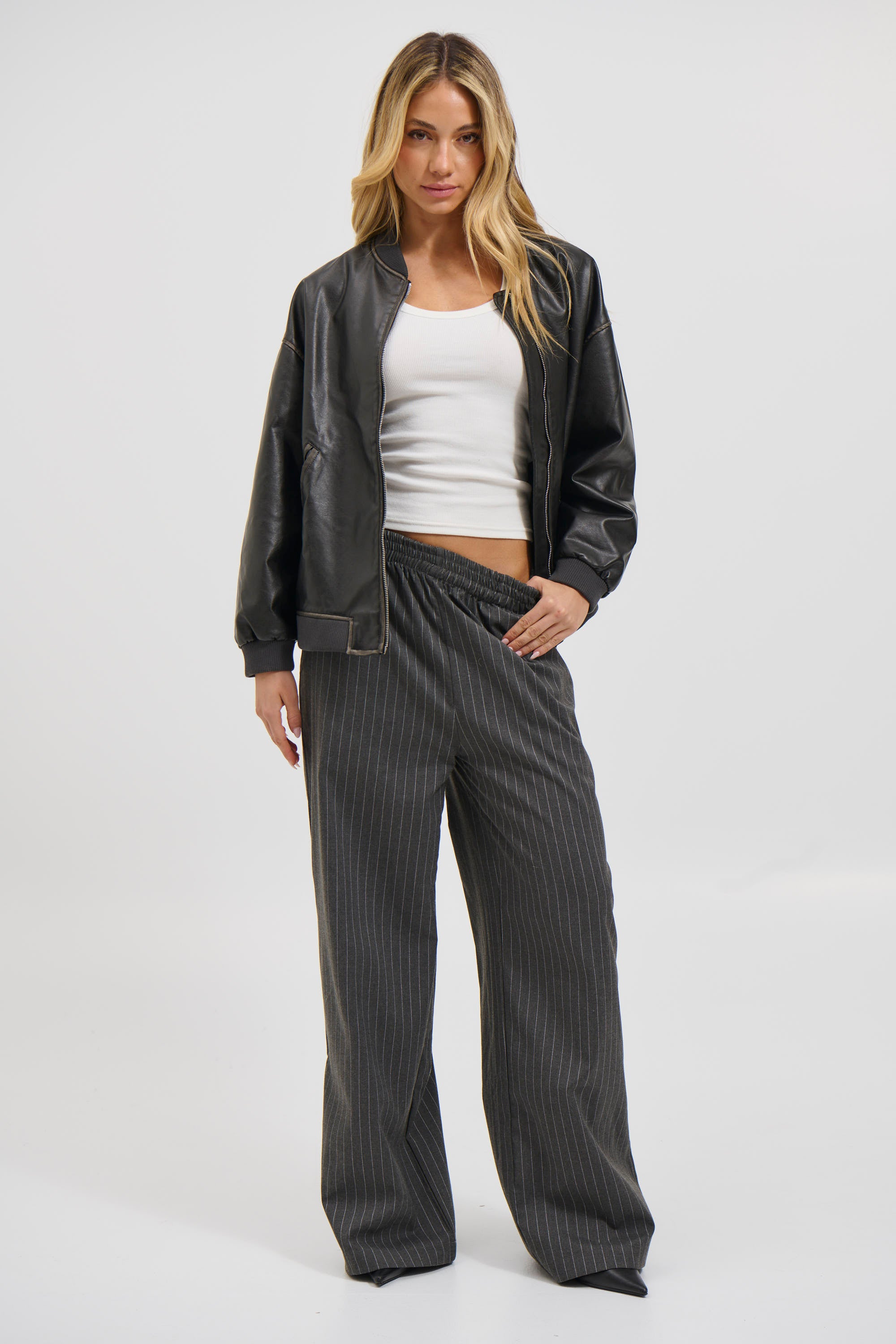 Vine Jacket Black