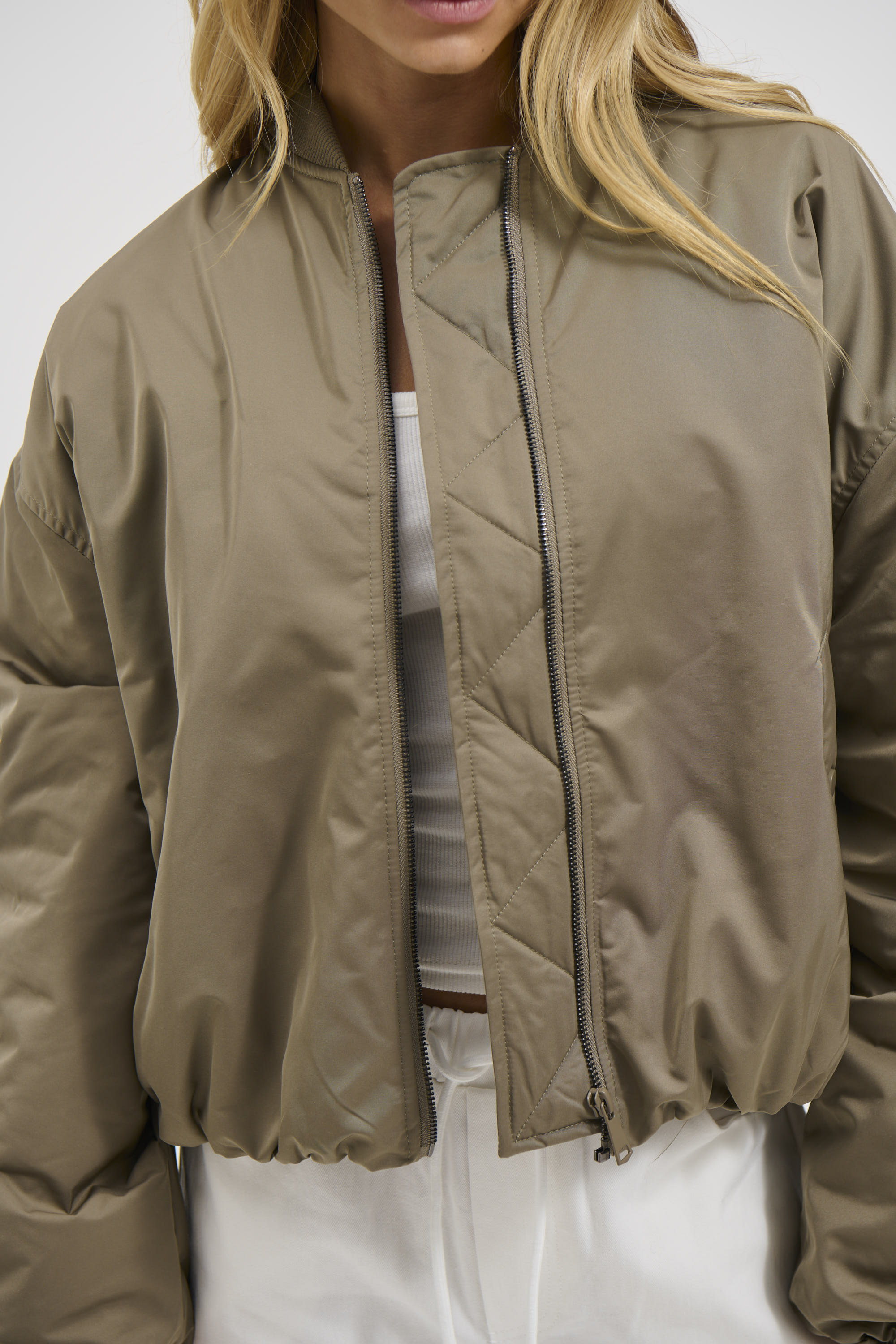 Dua Bomber Jacket Khaki