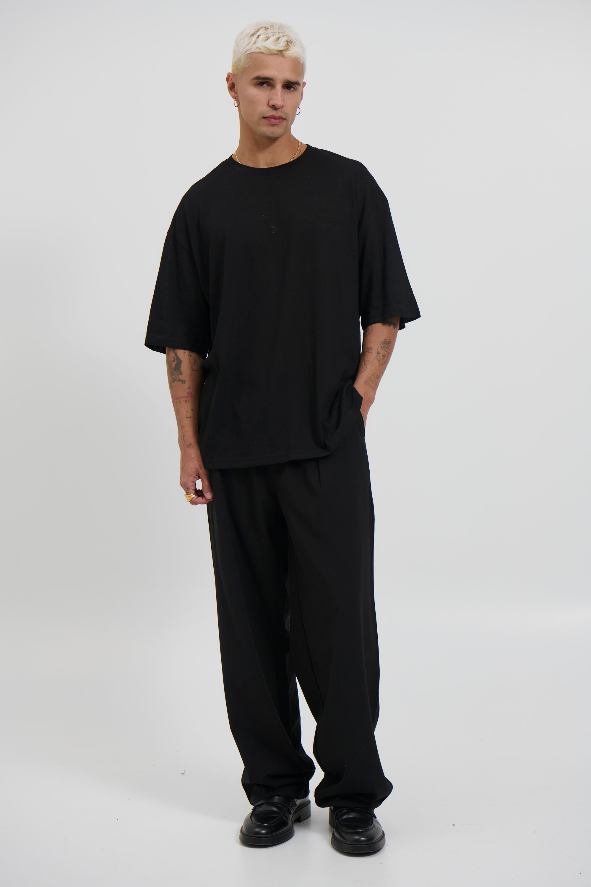 Lightweight Linen Look Tee Black