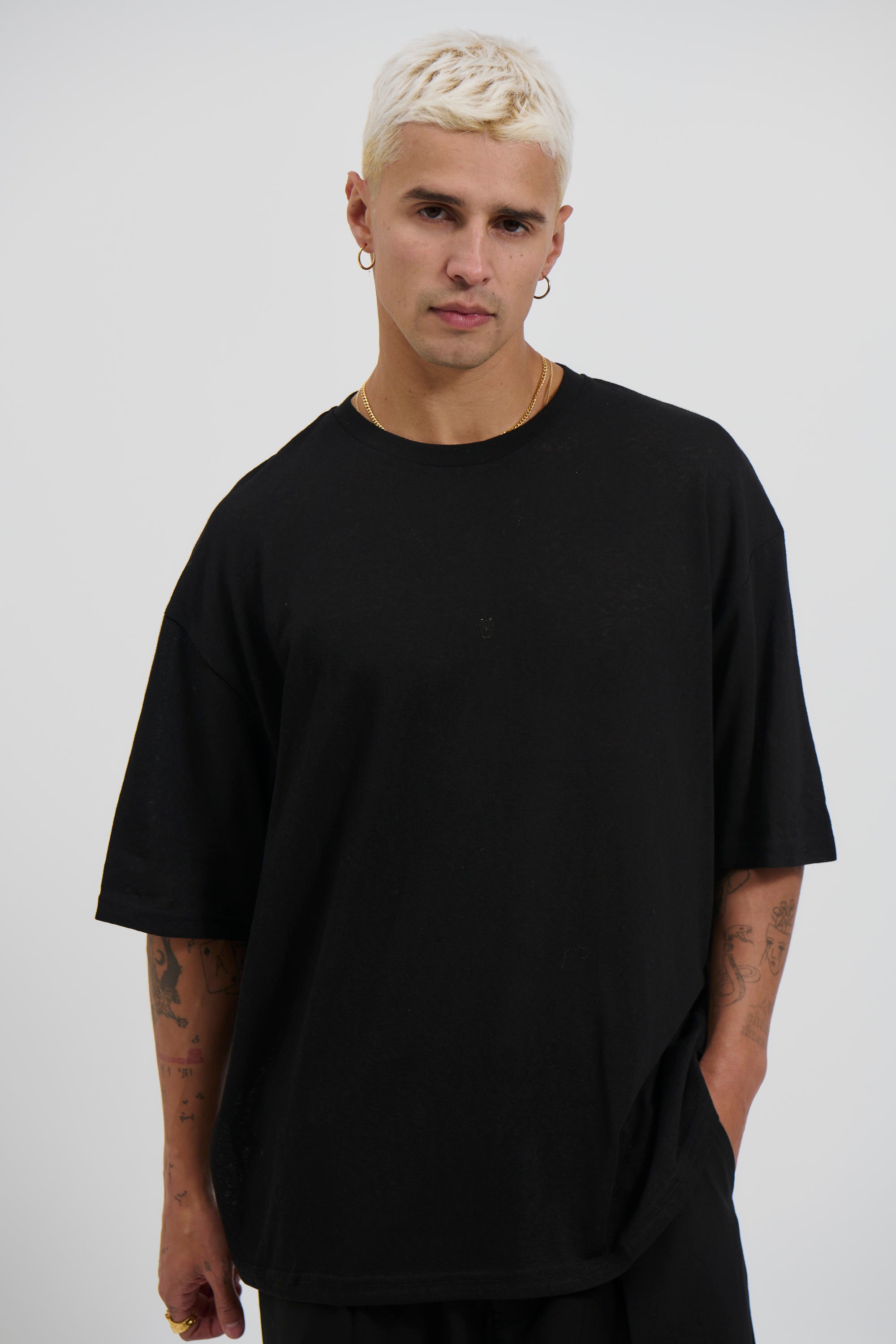 Lightweight Linen Look Tee Black