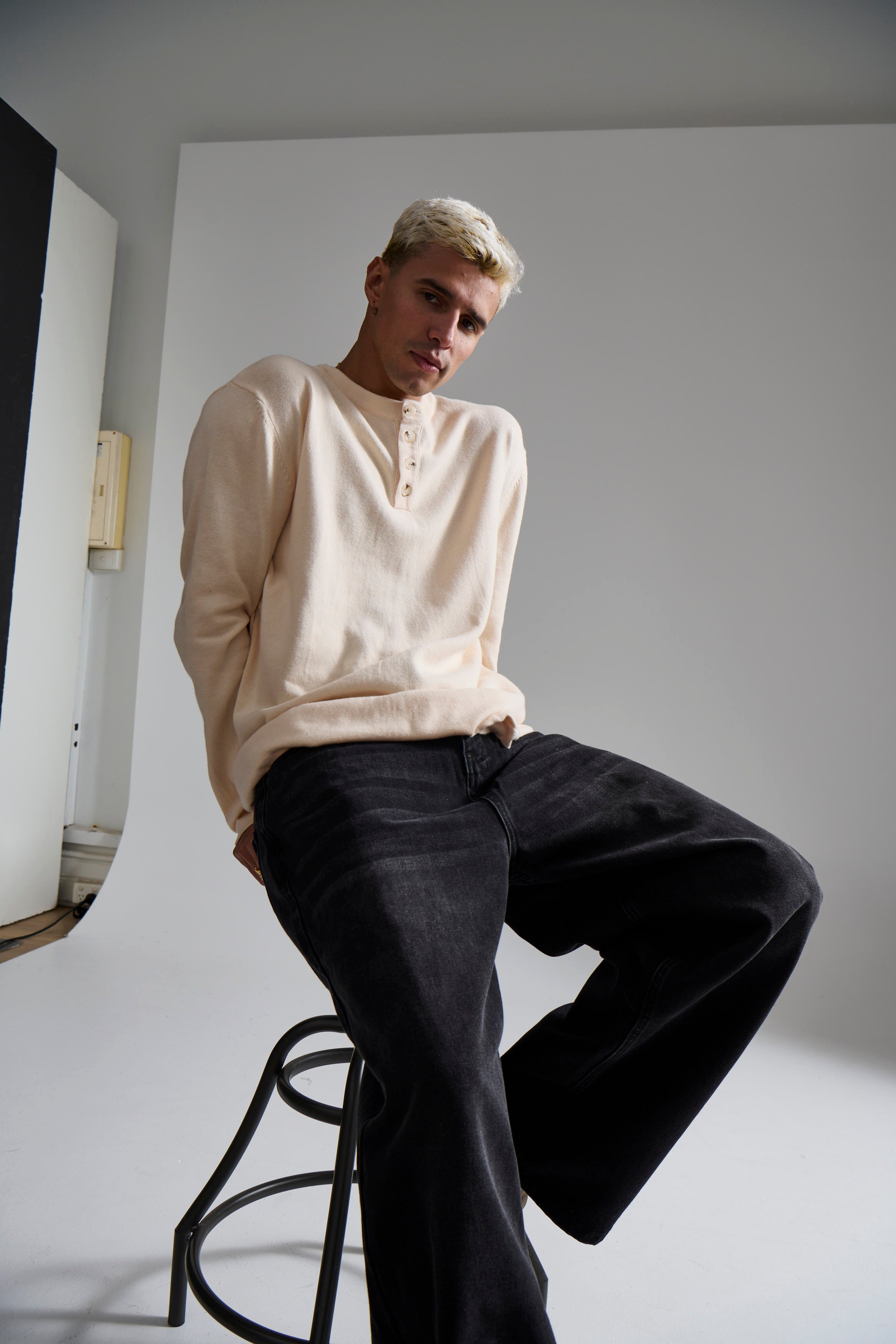 Jackson Fitted Henley Dove