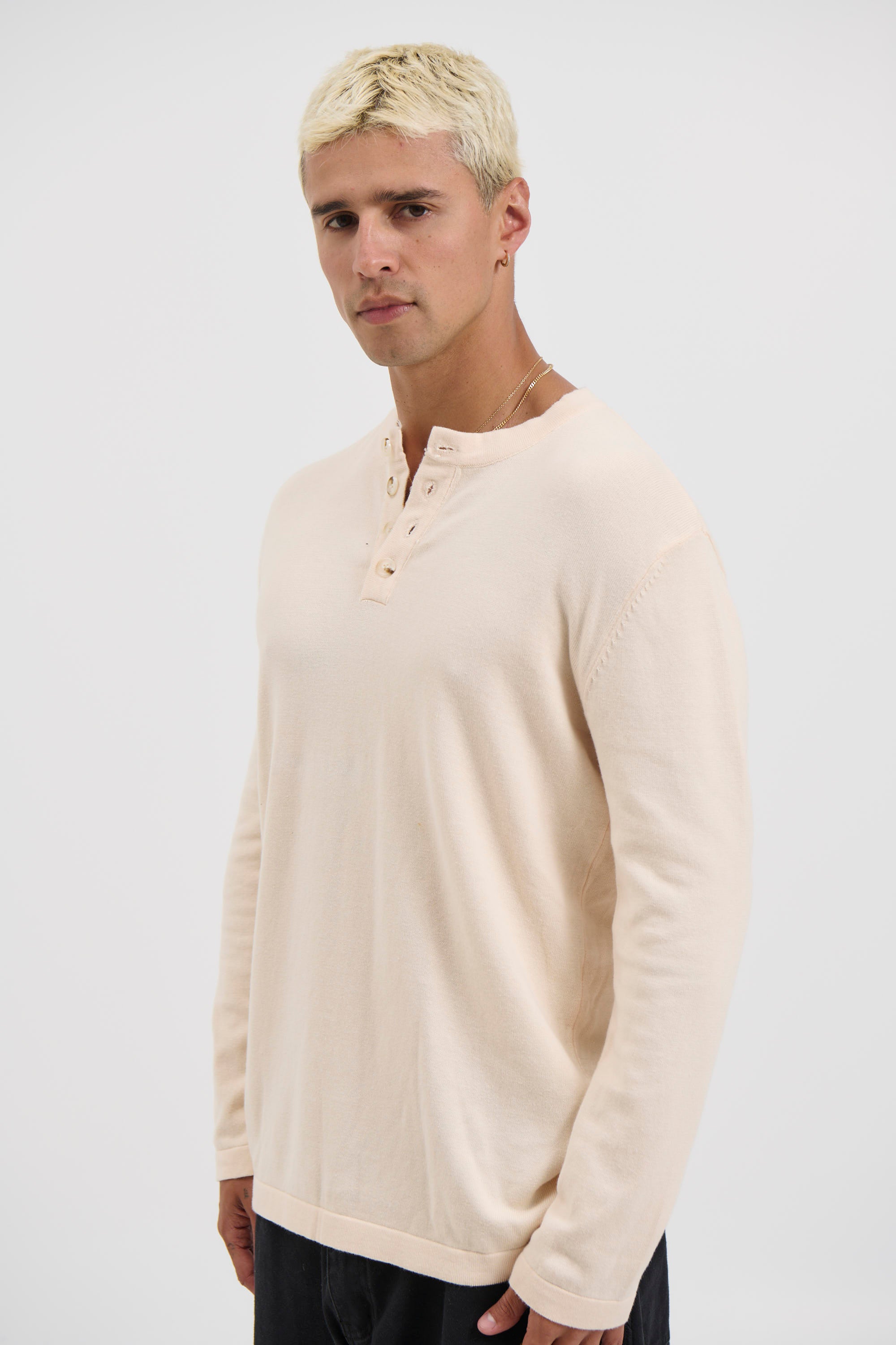 Jackson Fitted Henley Dove