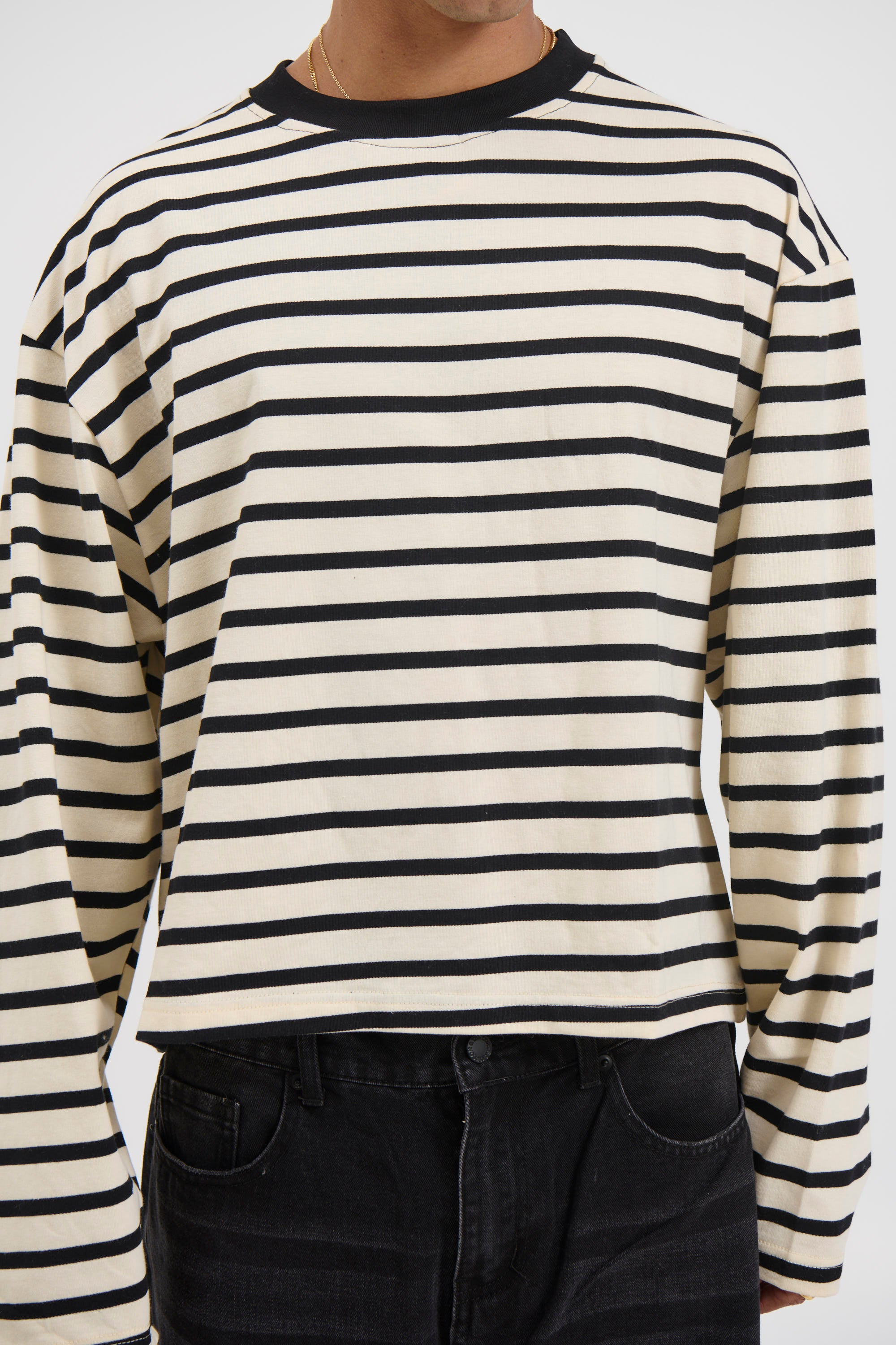 Cropped Long Sleeve Black Stripe